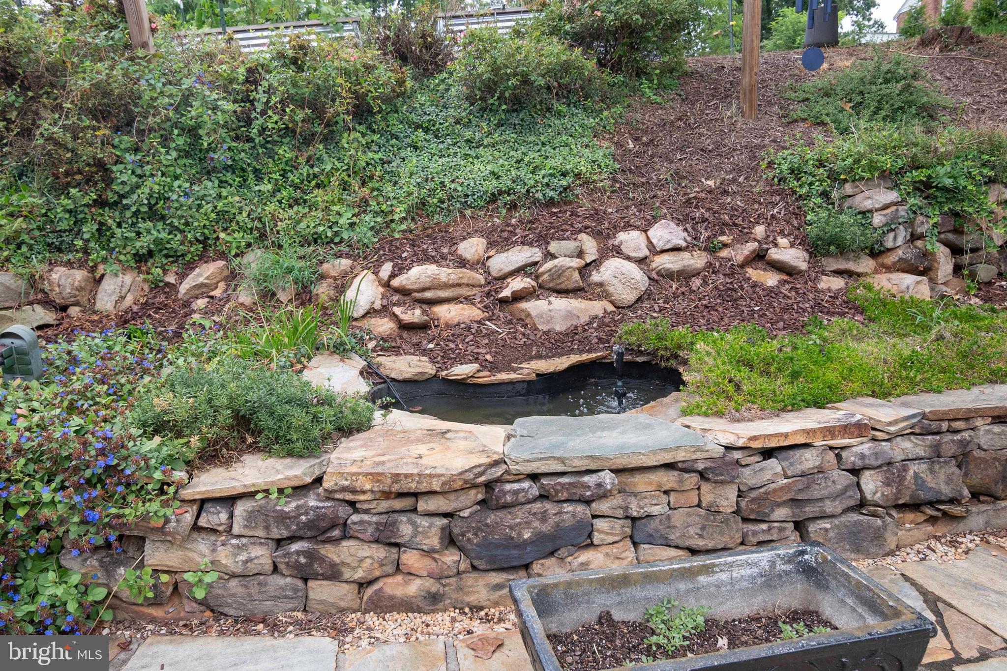 EDGEWOOD PARK - Residential