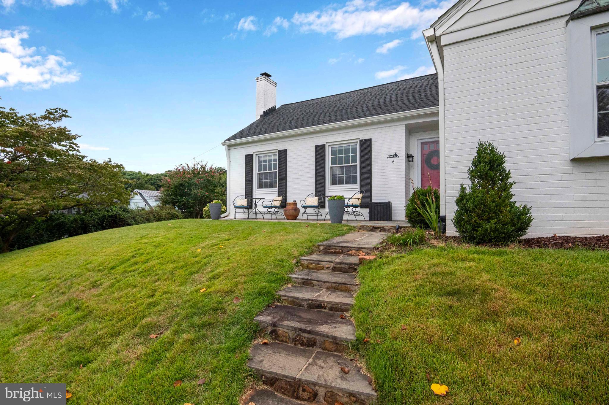 EDGEWOOD PARK - Residential