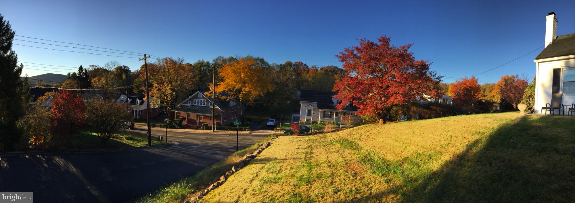 EDGEWOOD PARK - Residential