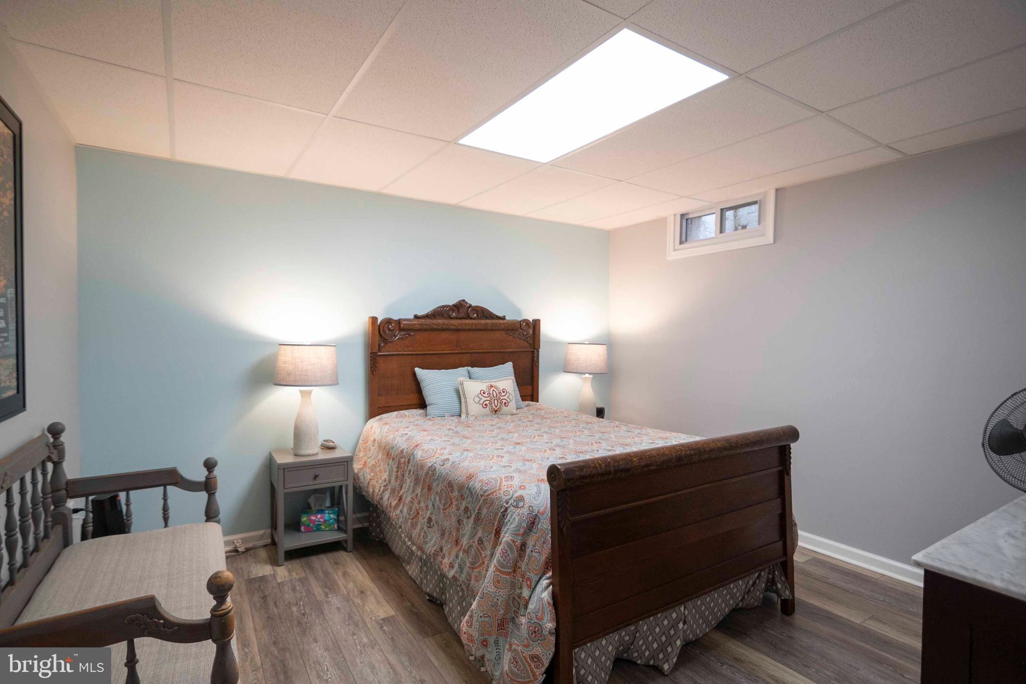 EDGEWOOD PARK - Residential