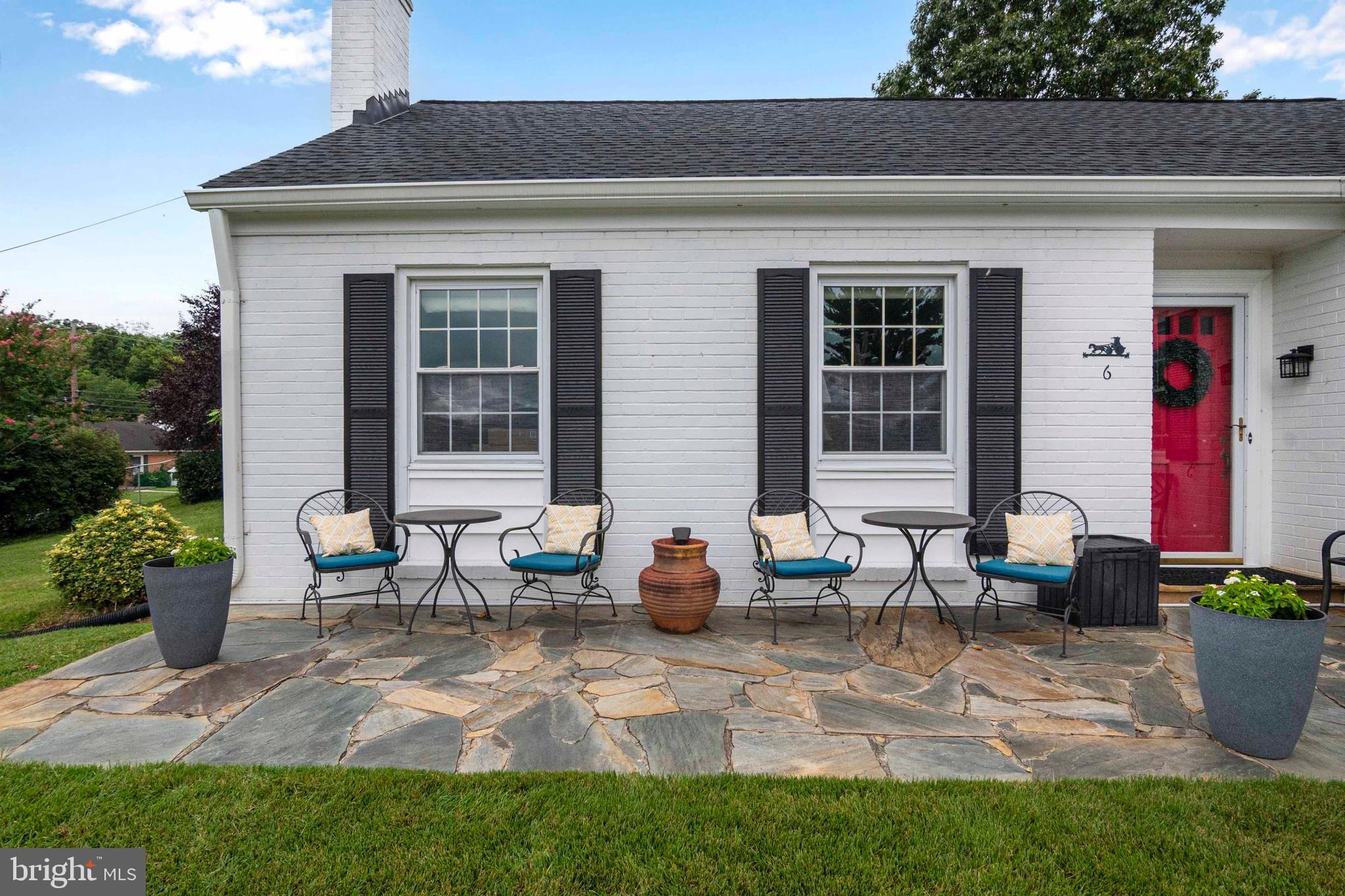 EDGEWOOD PARK - Residential