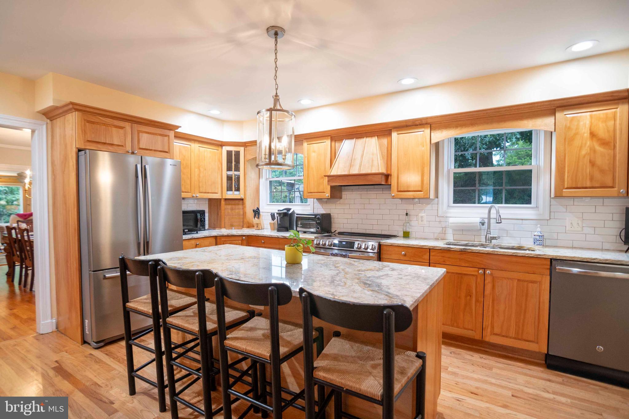 EDGEWOOD PARK - Residential