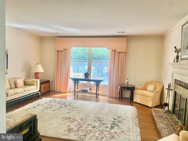 TANTALLON ON THE POTOMAC - Residential