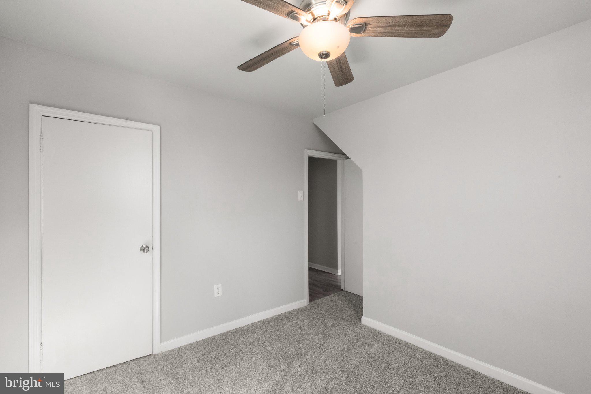 GRAY MANOR - Residential