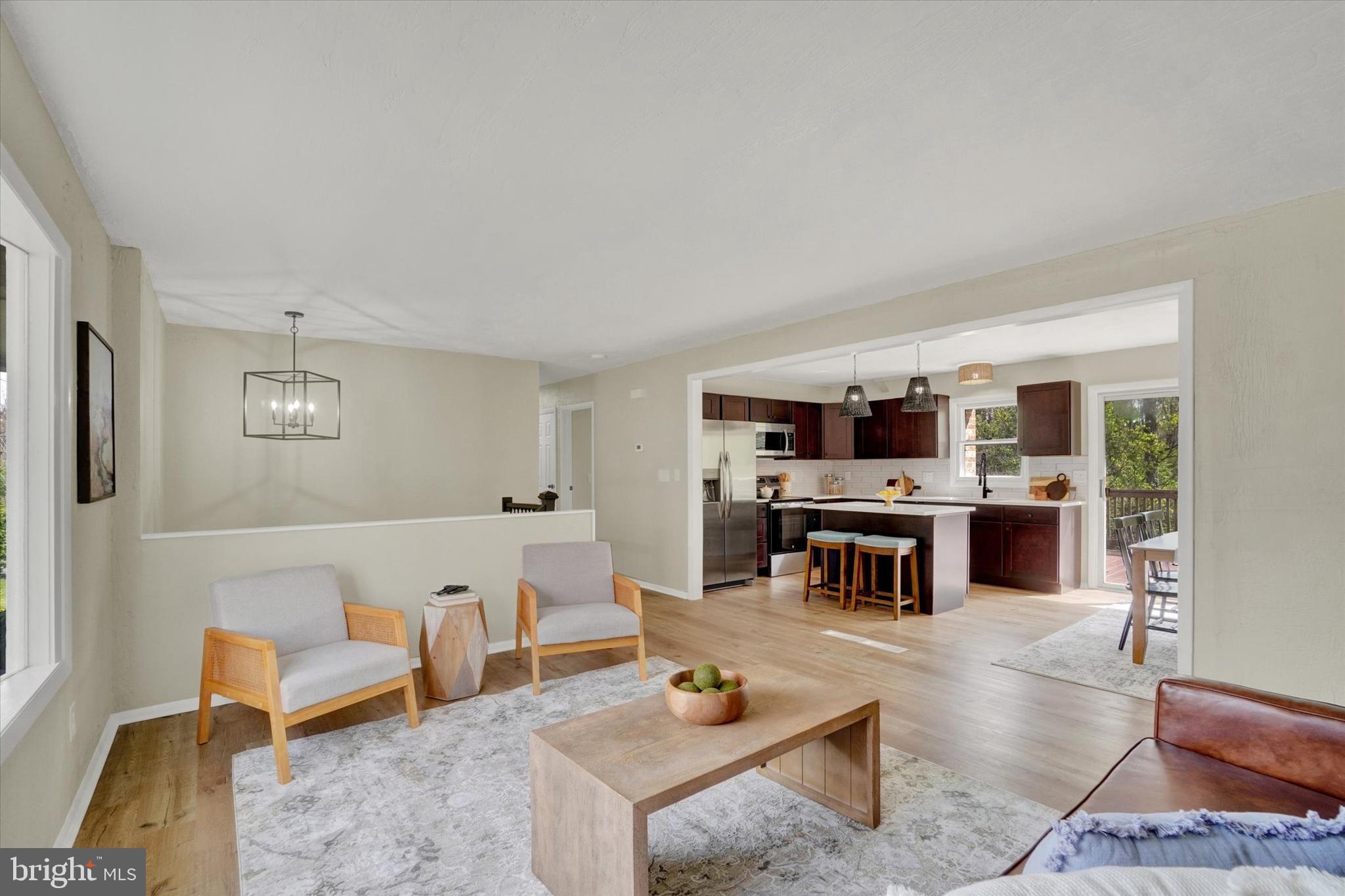 2700 THORNBRIDGE ROAD E