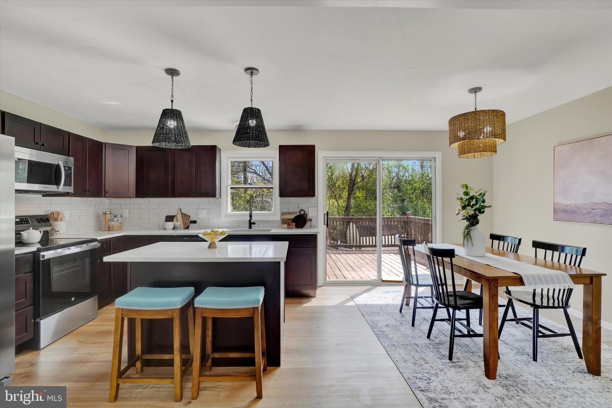 2700 THORNBRIDGE ROAD E