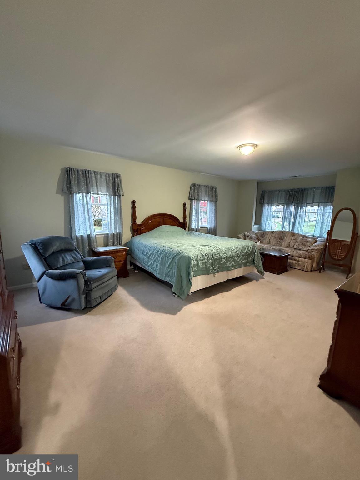 YORKTOWN - Residential