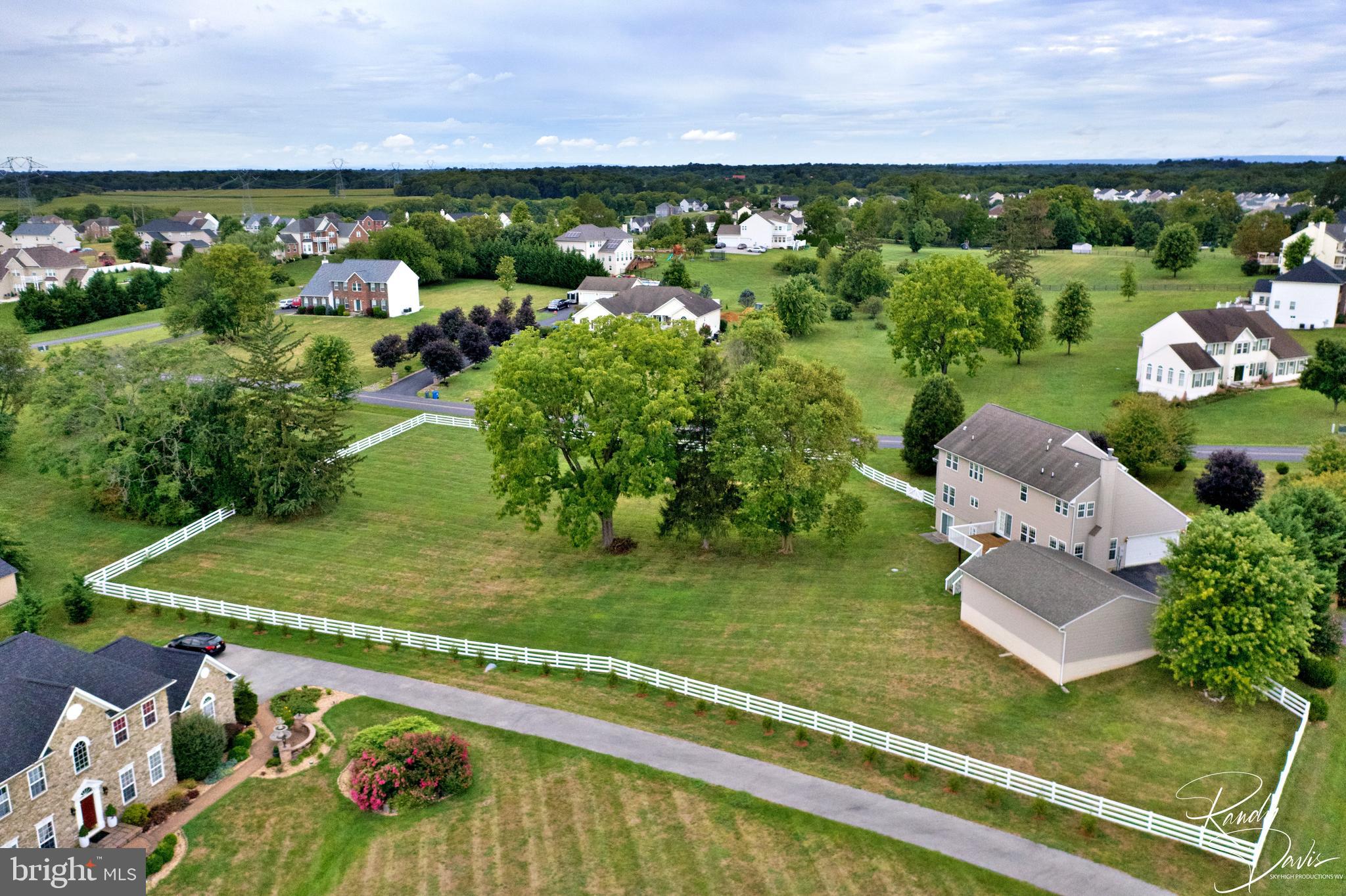 SPRUCE HILL ESTATES - Residential