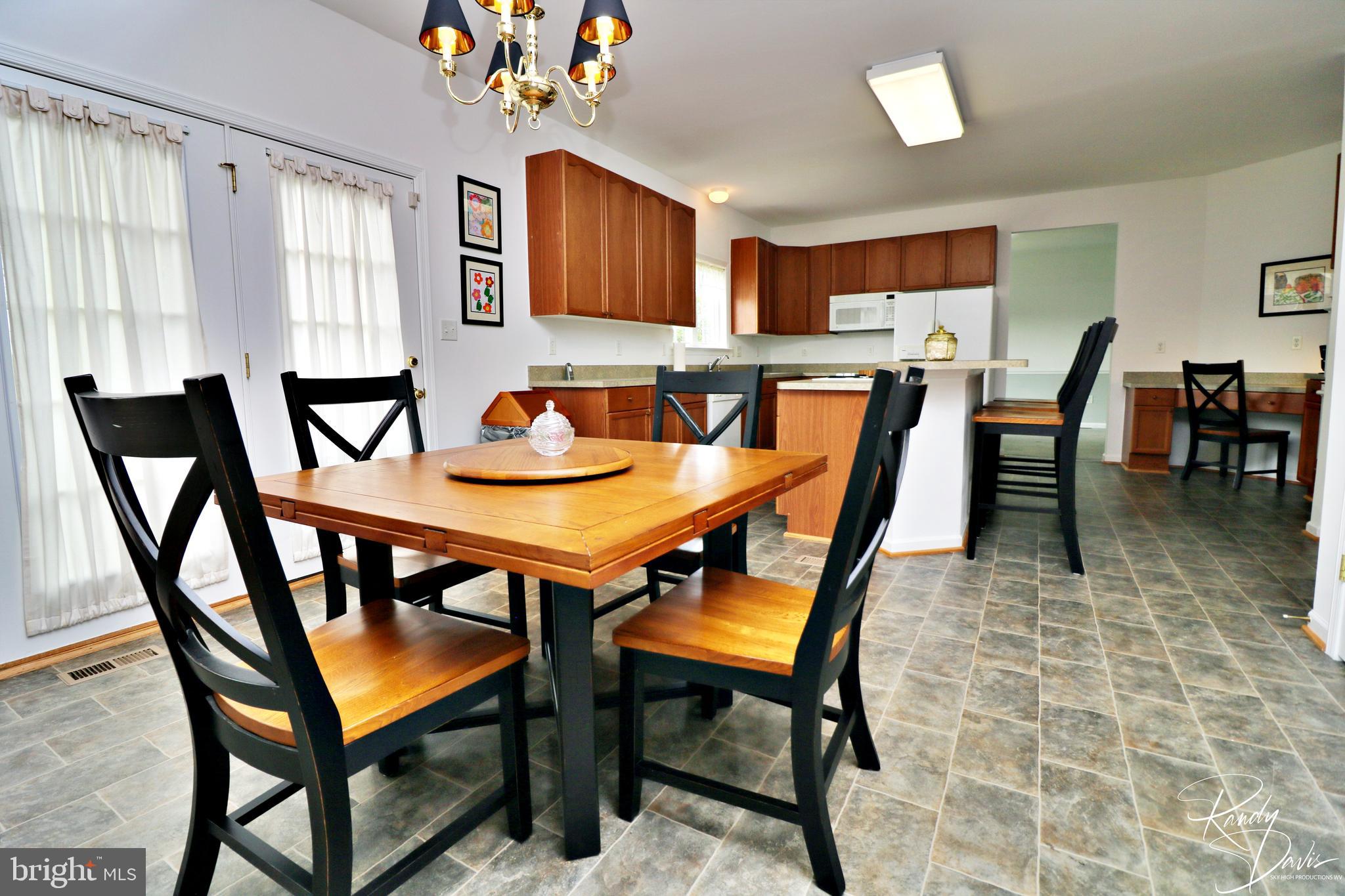 SPRUCE HILL ESTATES - Residential