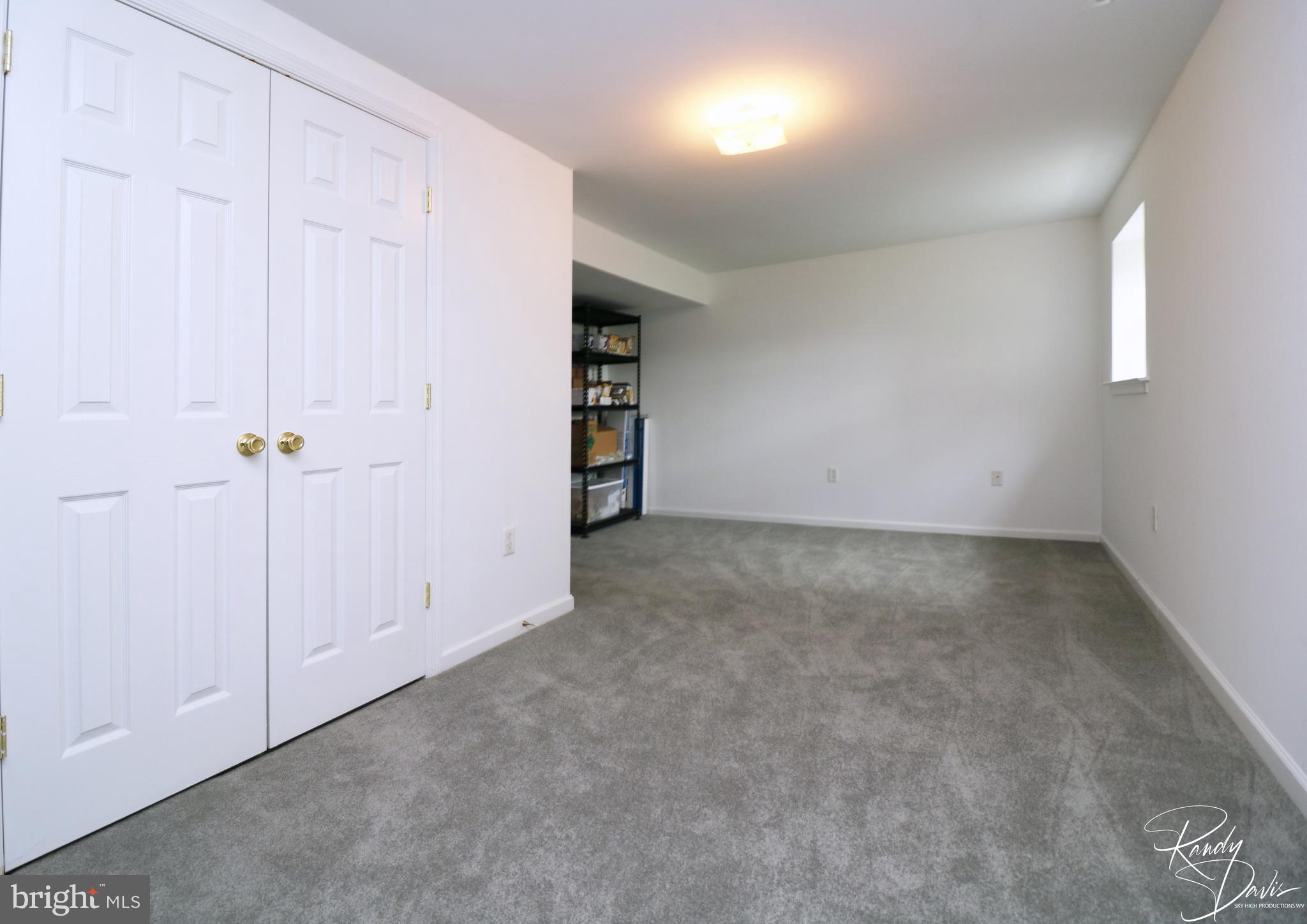 SPRUCE HILL ESTATES - Residential