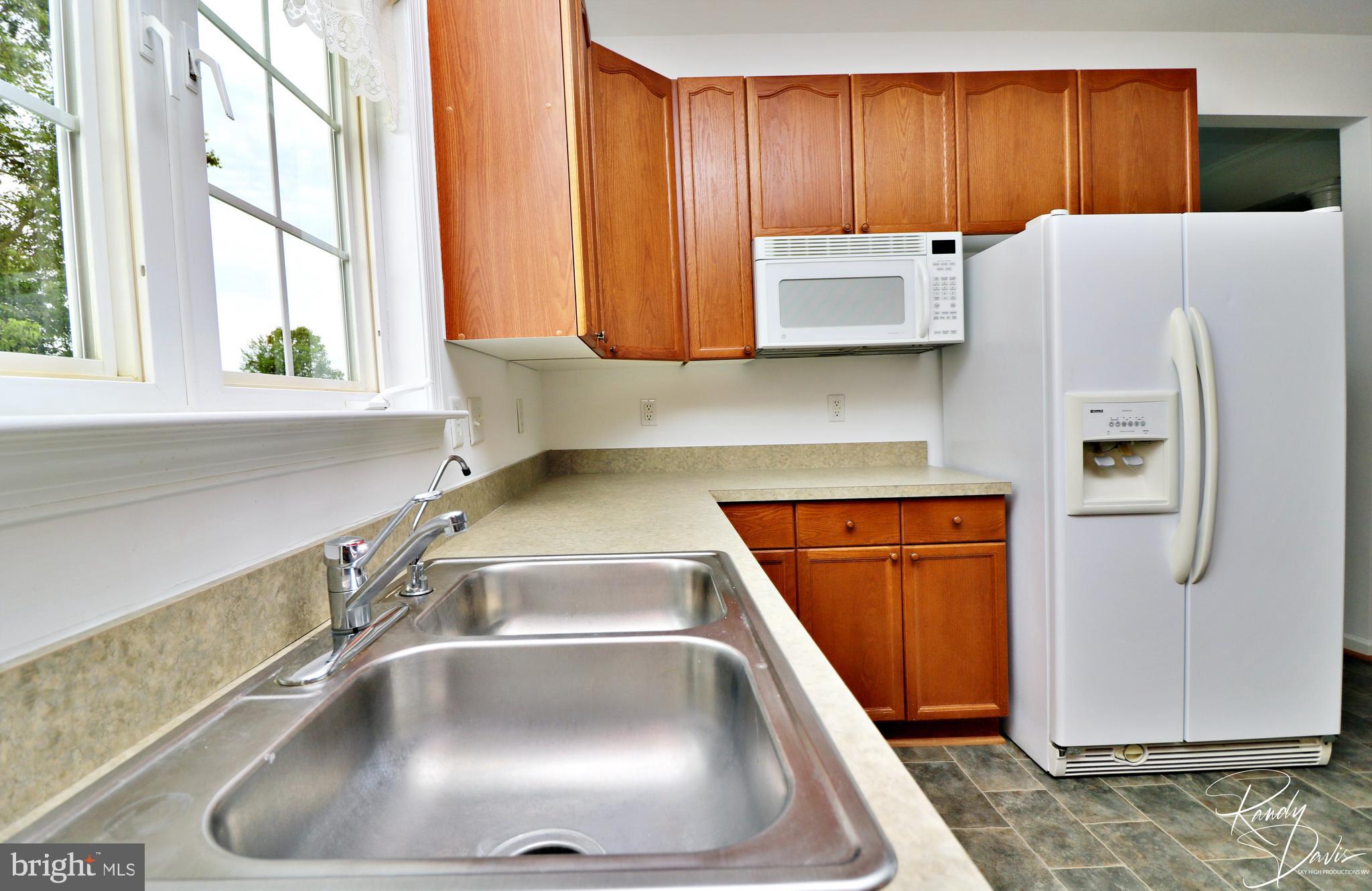 SPRUCE HILL ESTATES - Residential