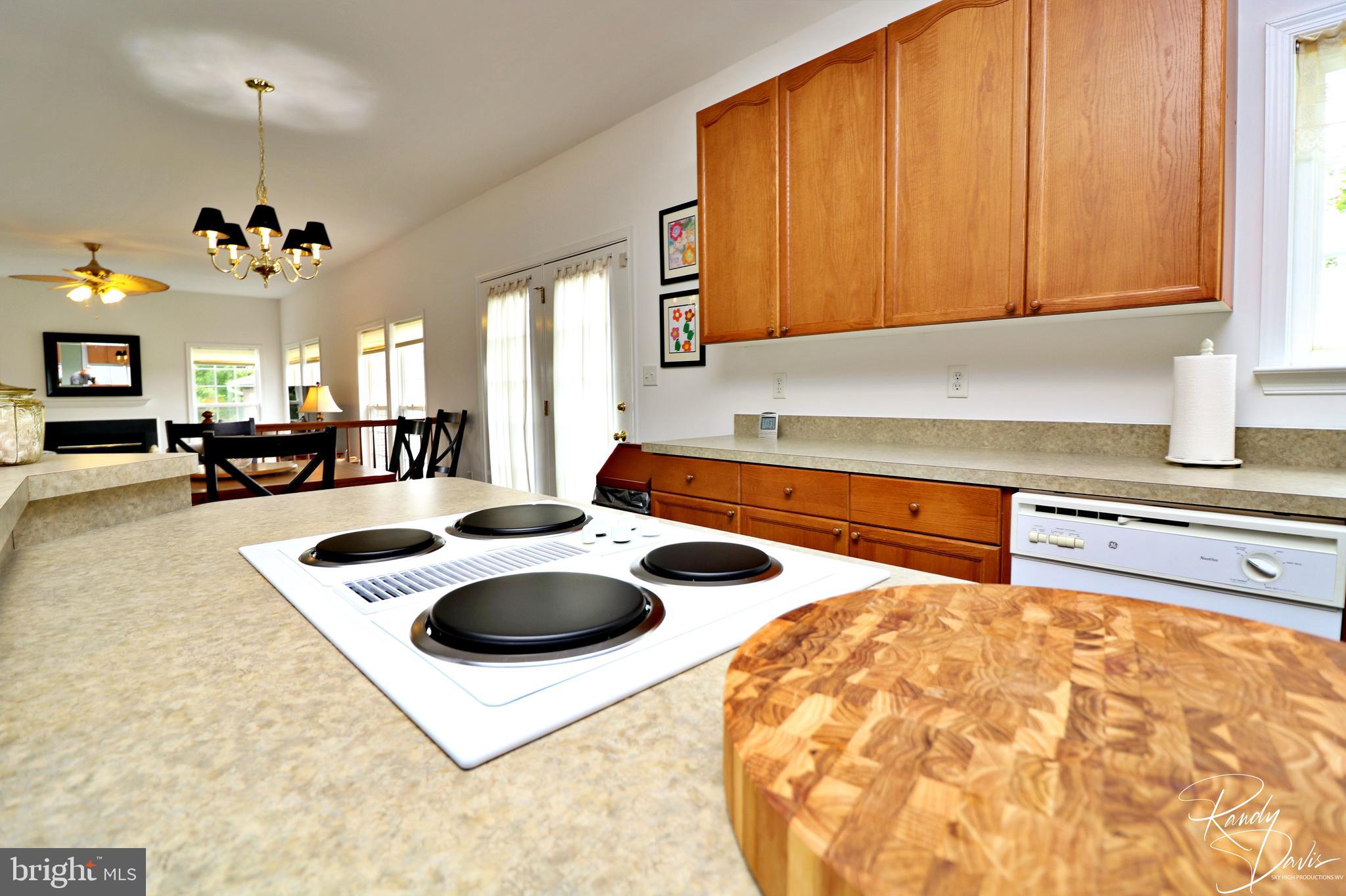 SPRUCE HILL ESTATES - Residential