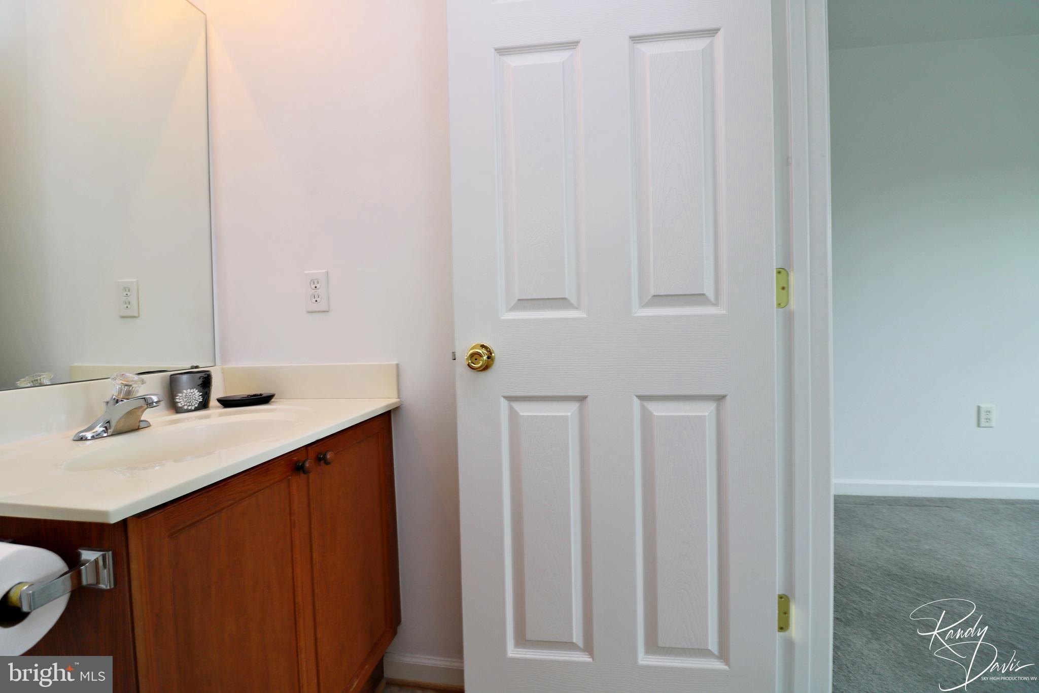 SPRUCE HILL ESTATES - Residential