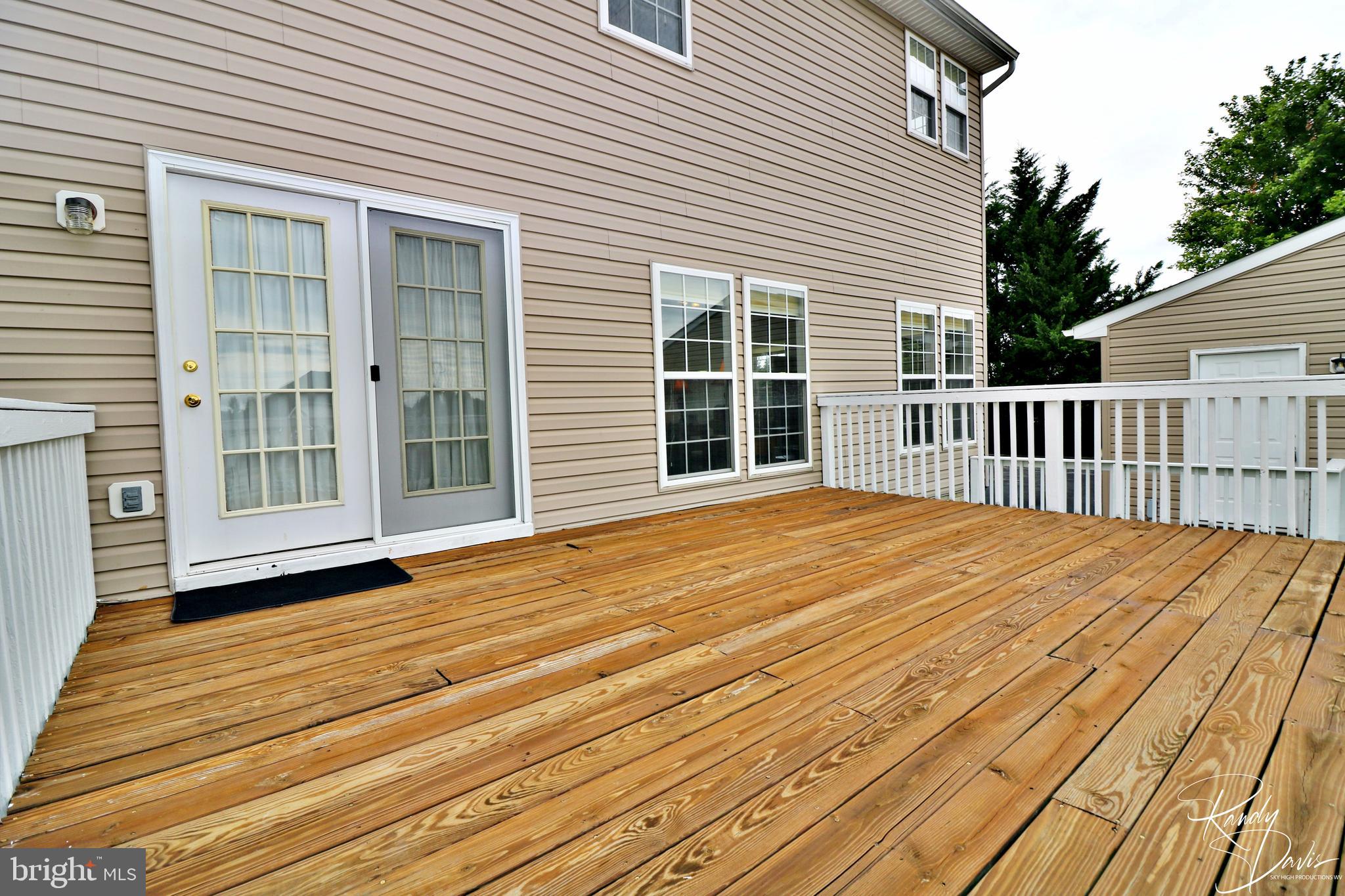 SPRUCE HILL ESTATES - Residential