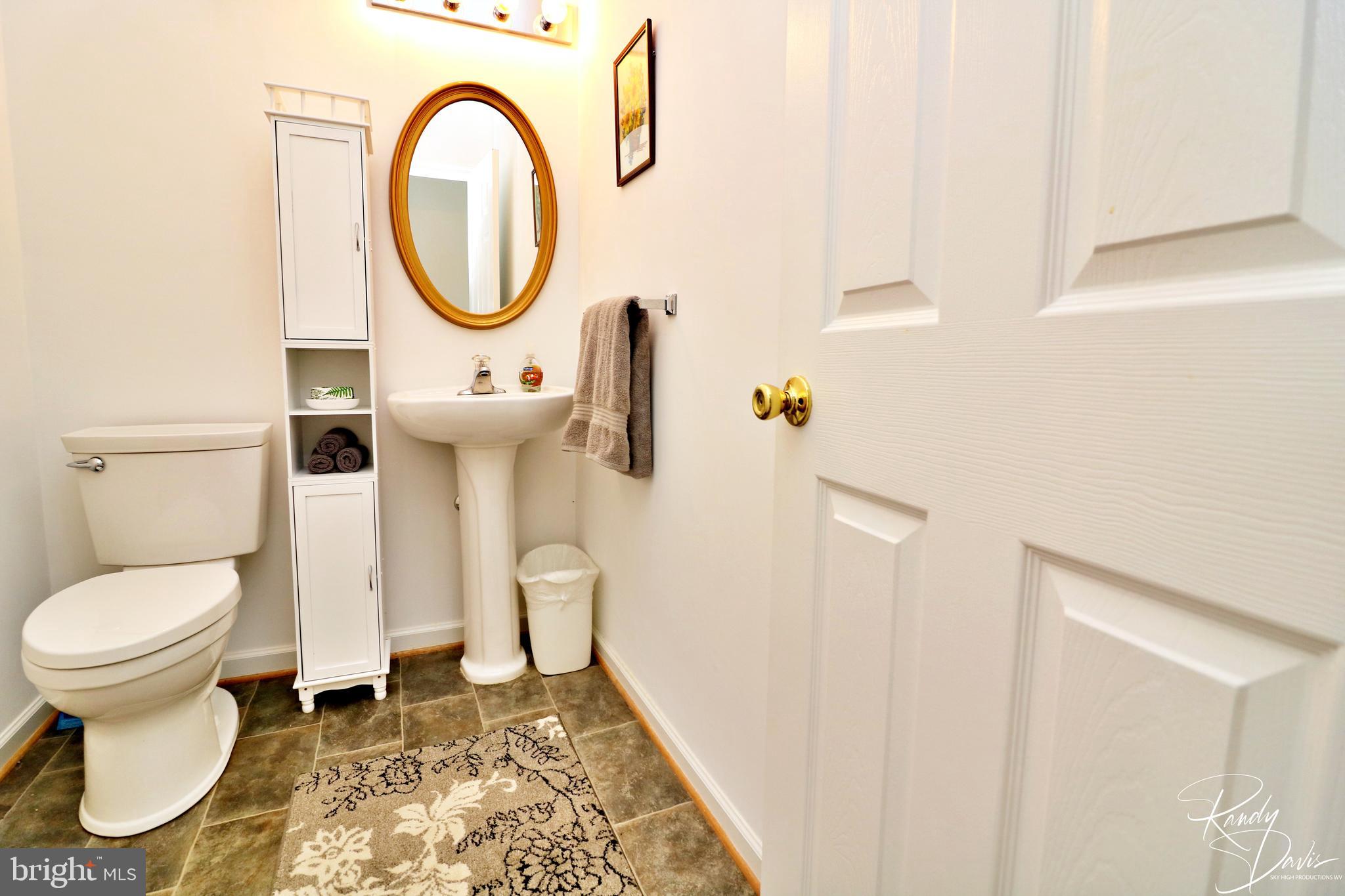 SPRUCE HILL ESTATES - Residential