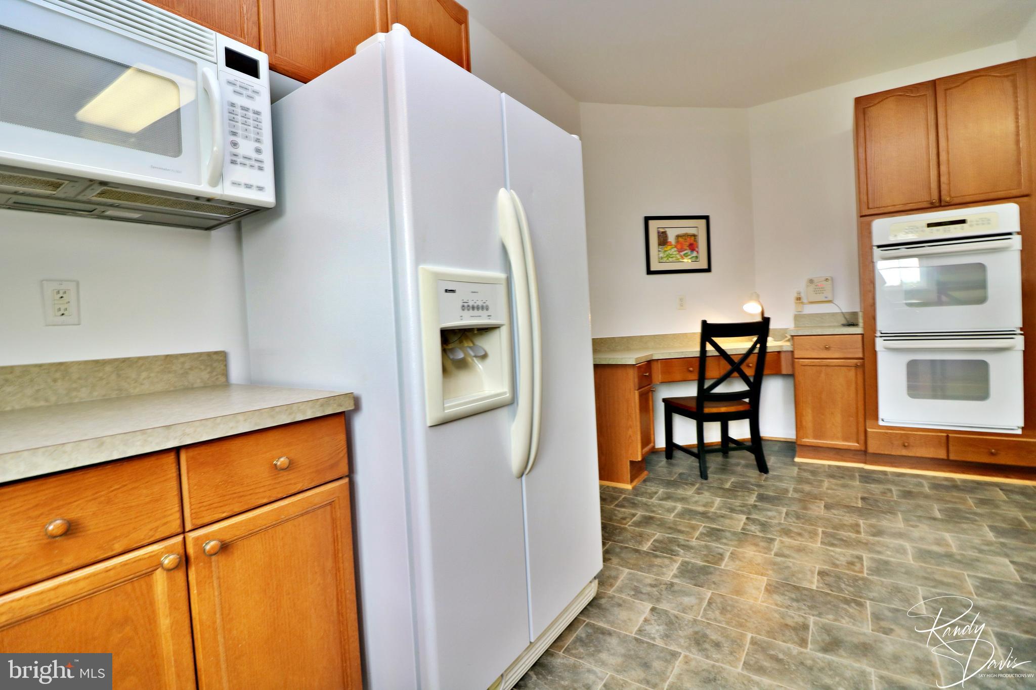 SPRUCE HILL ESTATES - Residential