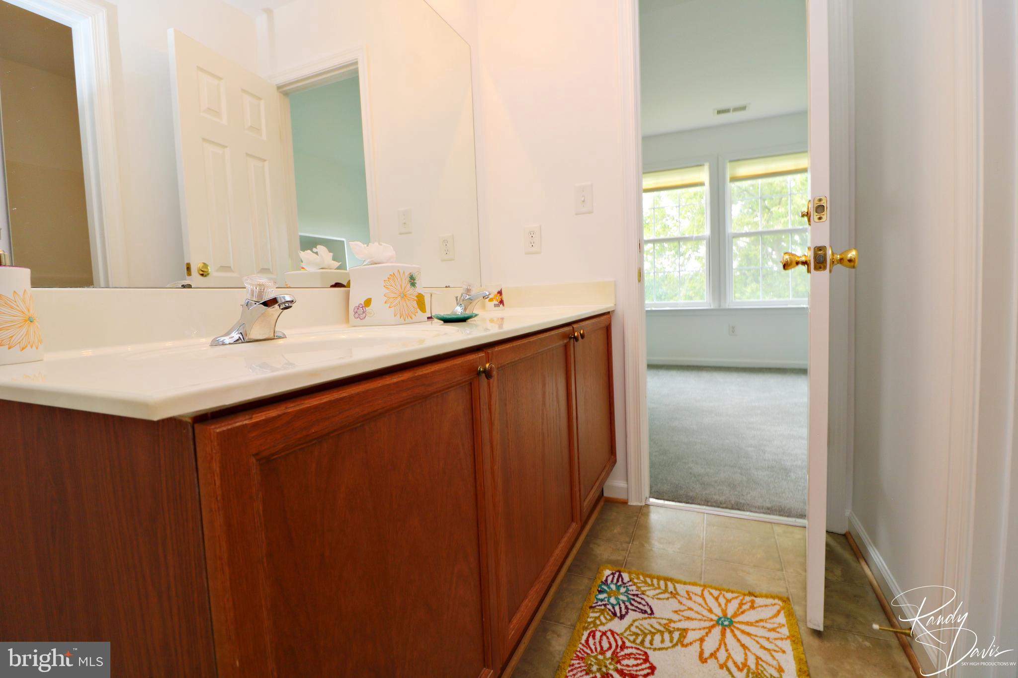 SPRUCE HILL ESTATES - Residential