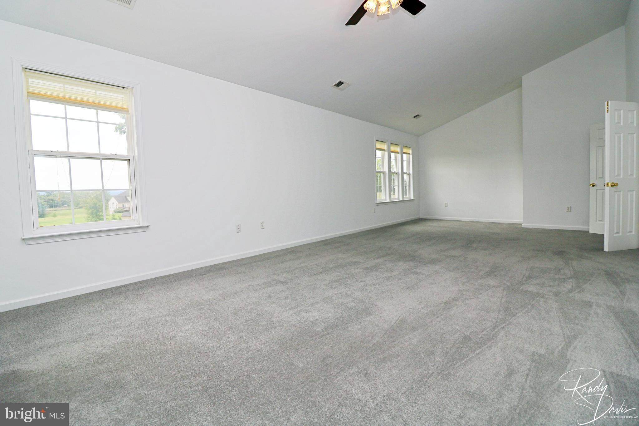 SPRUCE HILL ESTATES - Residential