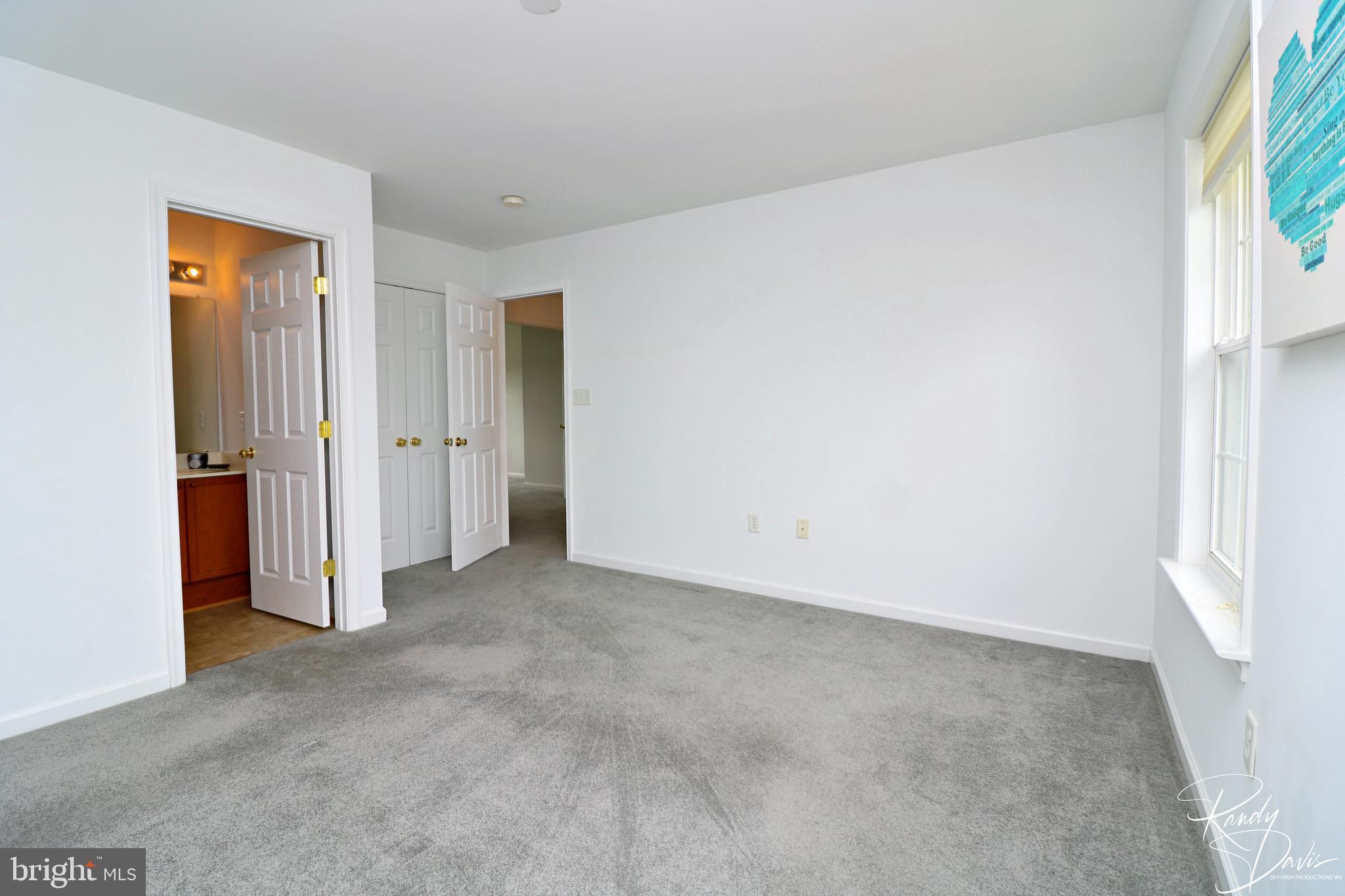 SPRUCE HILL ESTATES - Residential