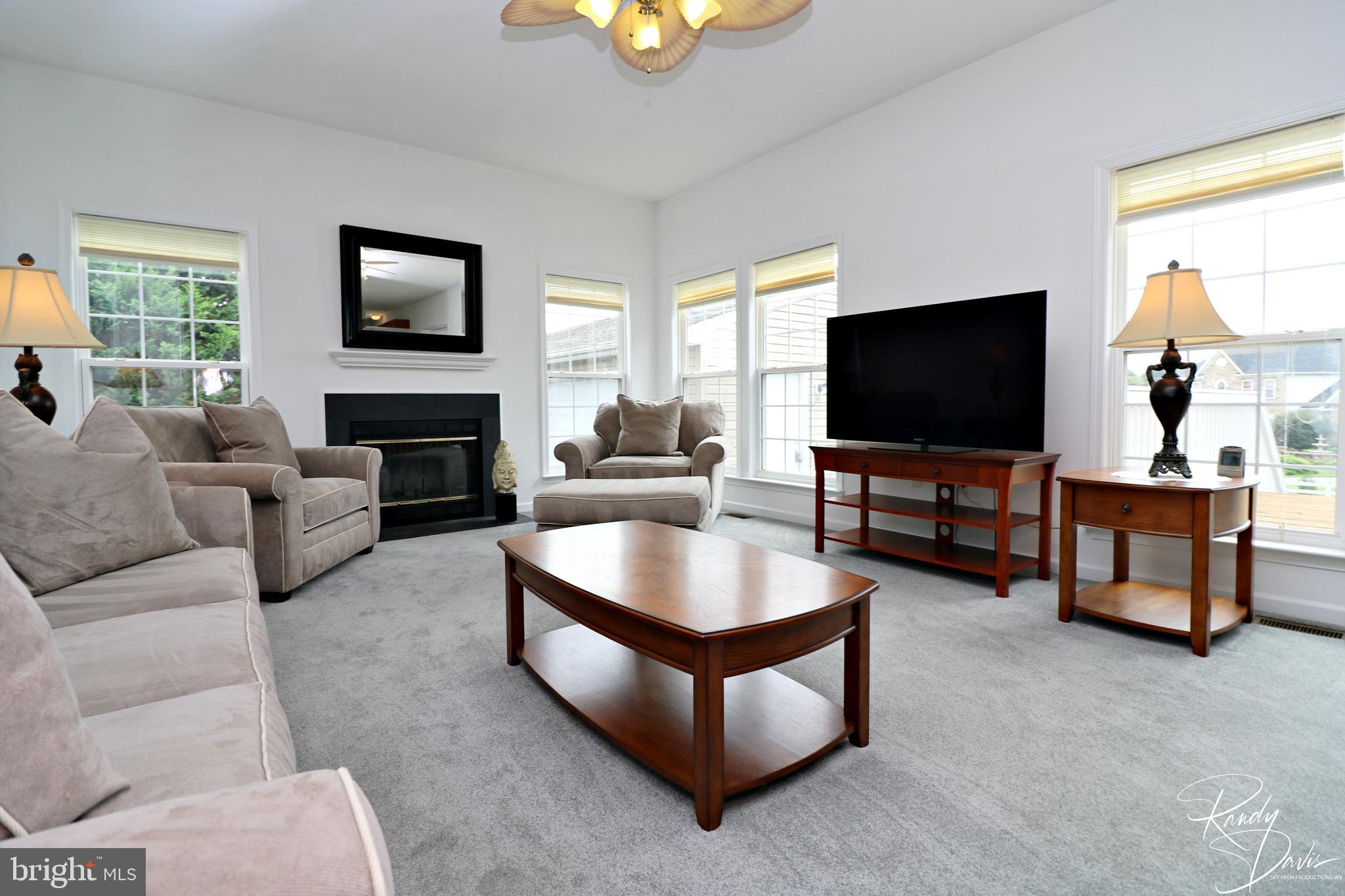 SPRUCE HILL ESTATES - Residential