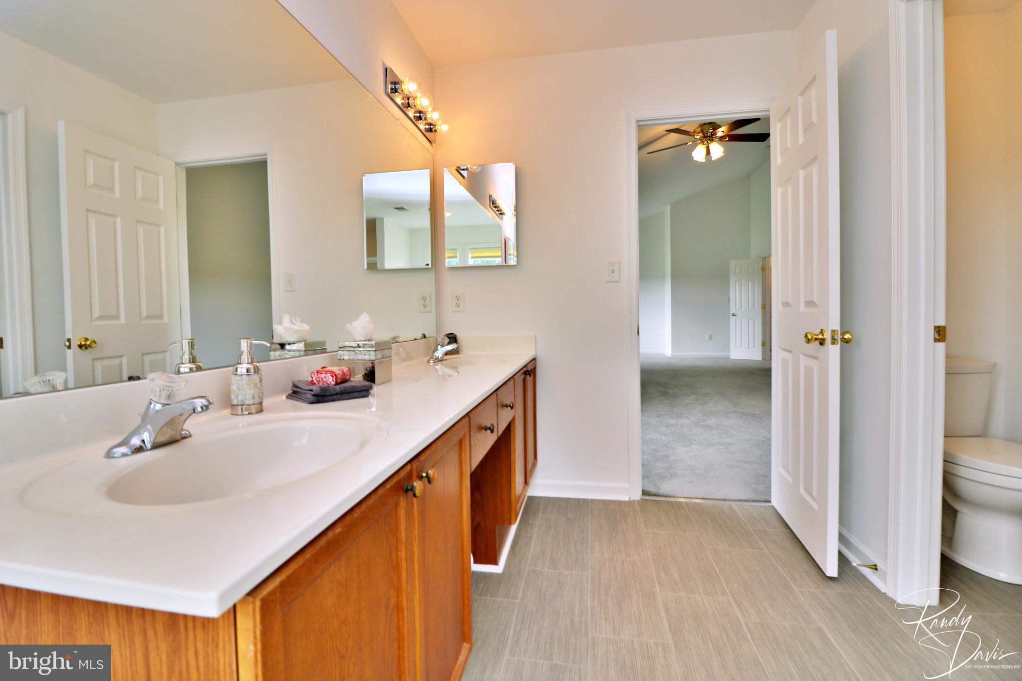 SPRUCE HILL ESTATES - Residential