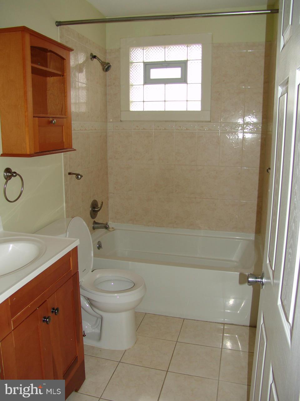 RIDGEFIELD - Residential