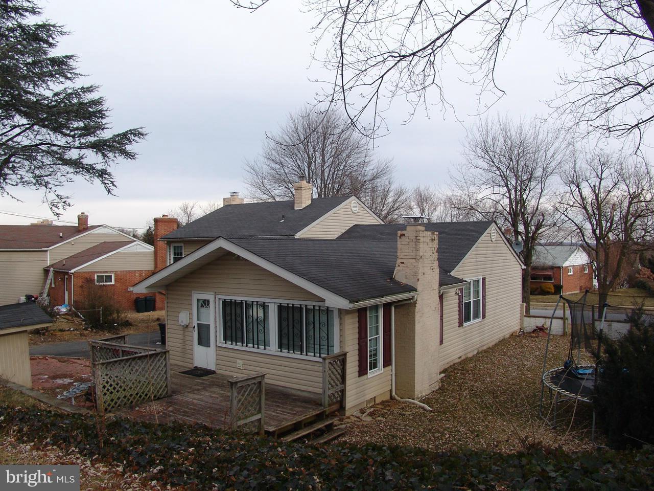 RIDGEFIELD - Residential