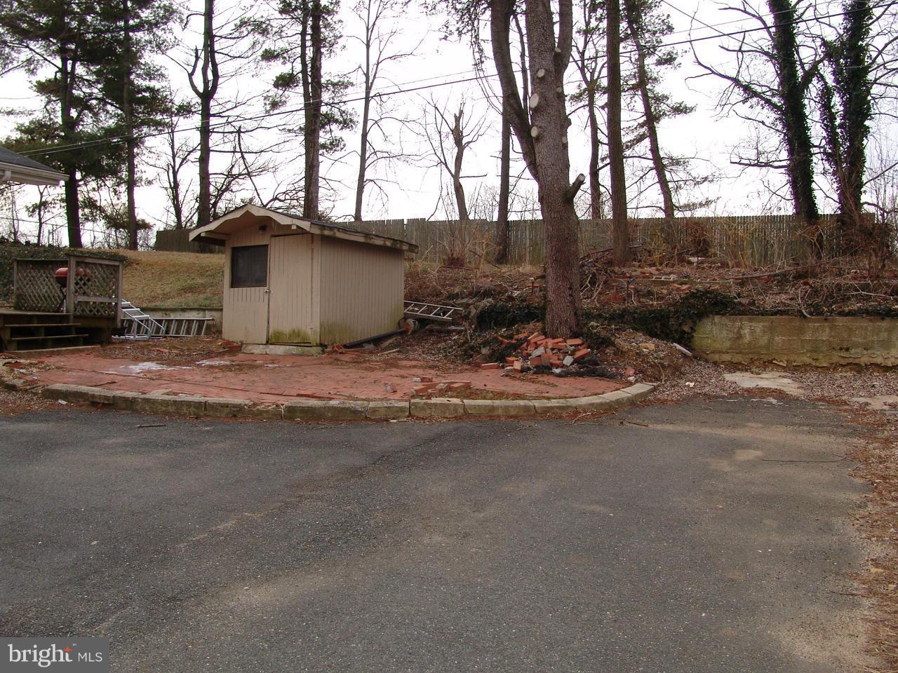 RIDGEFIELD - Residential