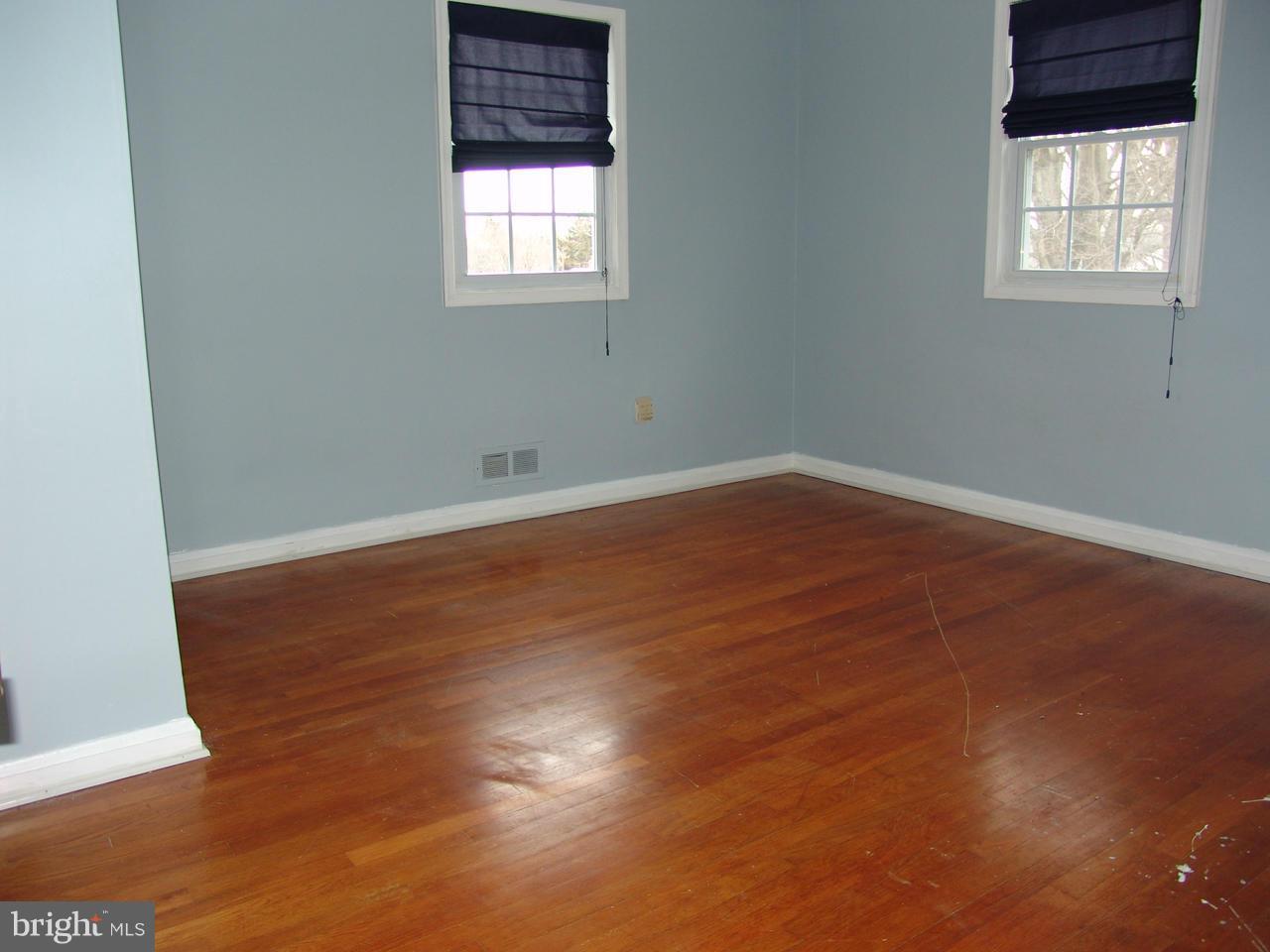 RIDGEFIELD - Residential