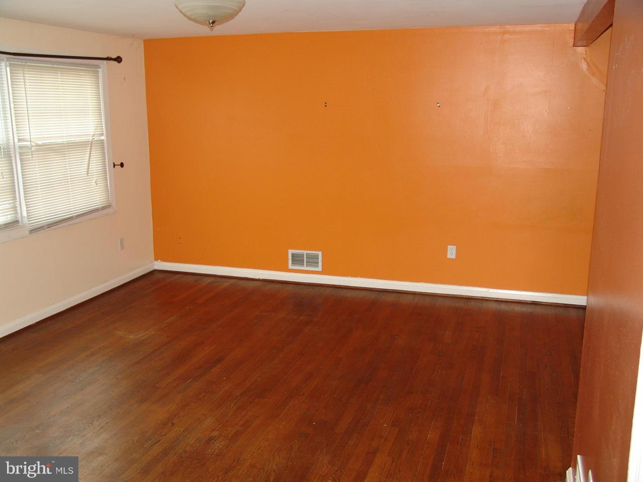 RIDGEFIELD - Residential