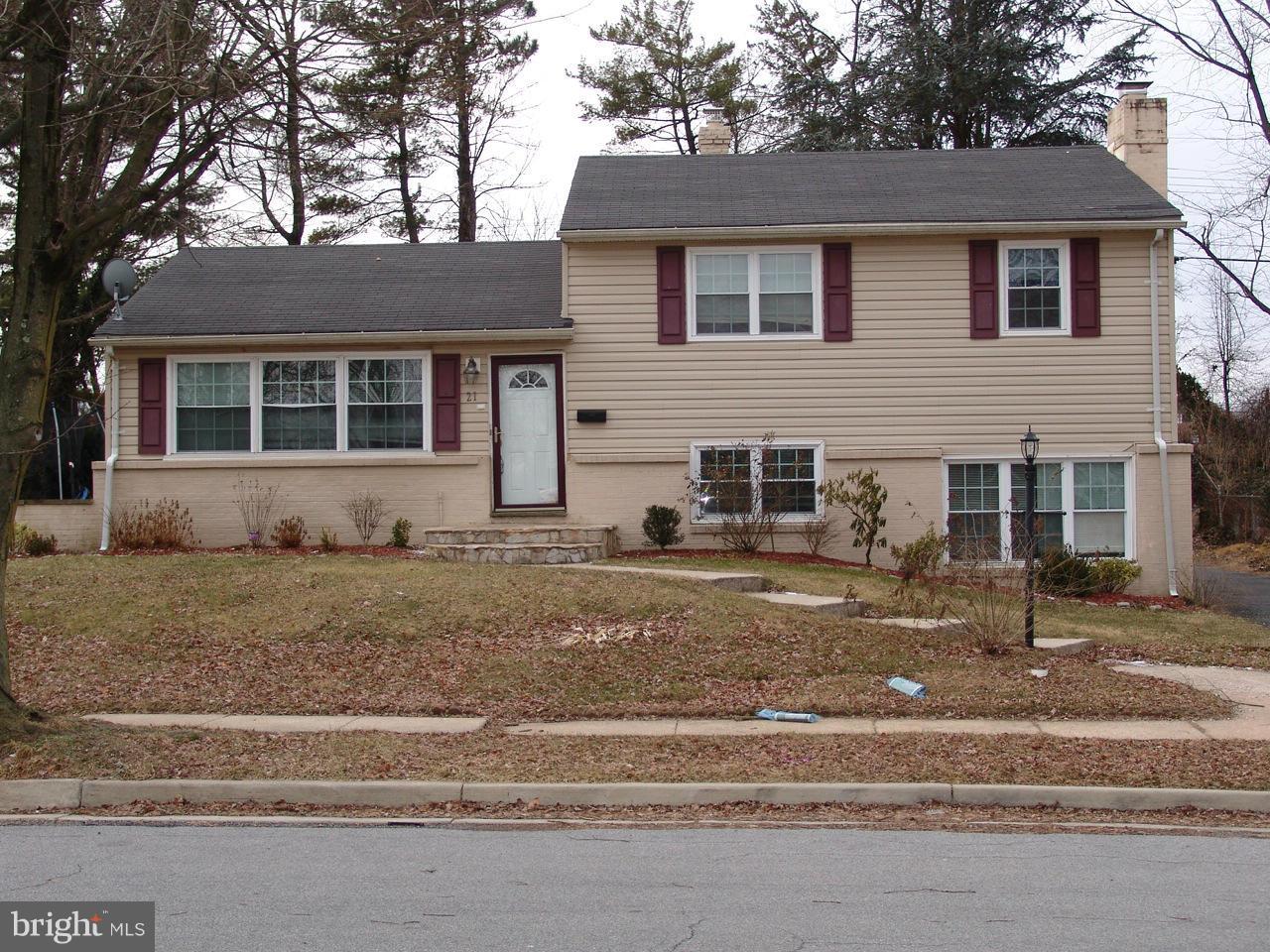 RIDGEFIELD - Residential