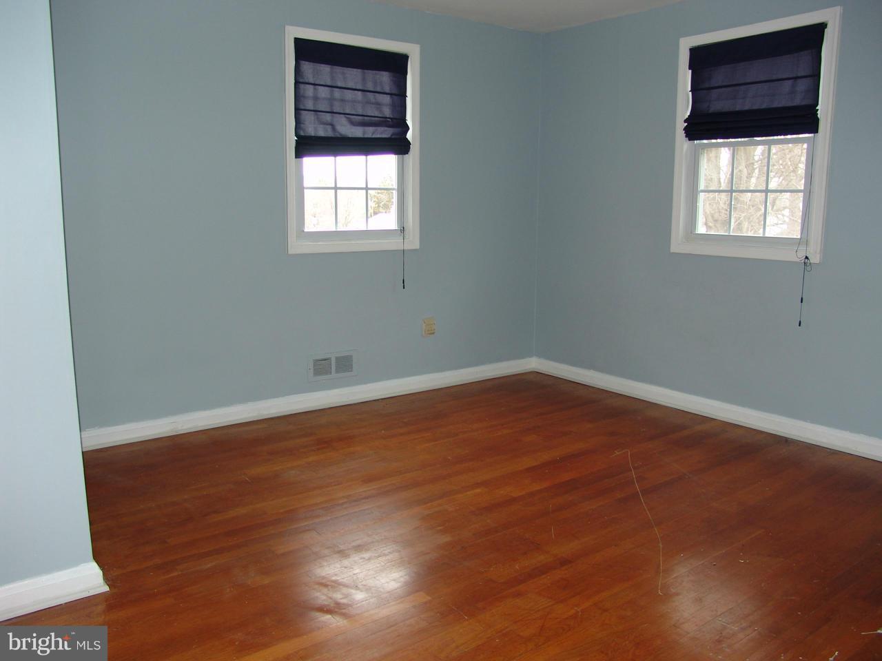 RIDGEFIELD - Residential