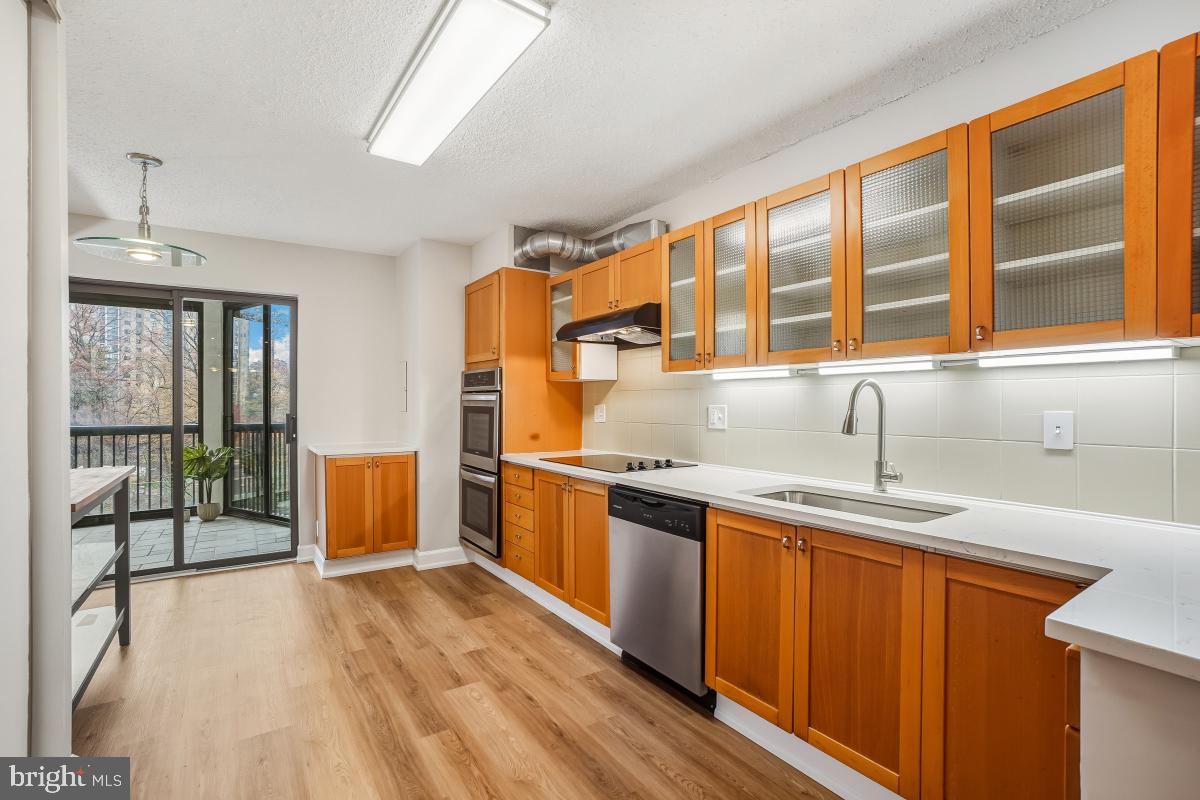 MONTEBELLO - Residential