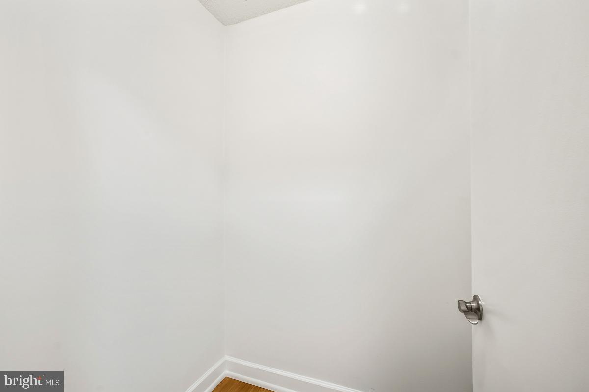 MONTEBELLO - Residential