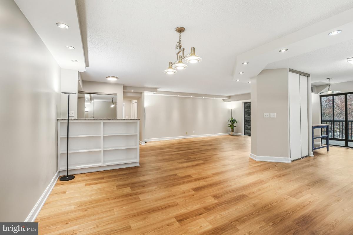 MONTEBELLO - Residential