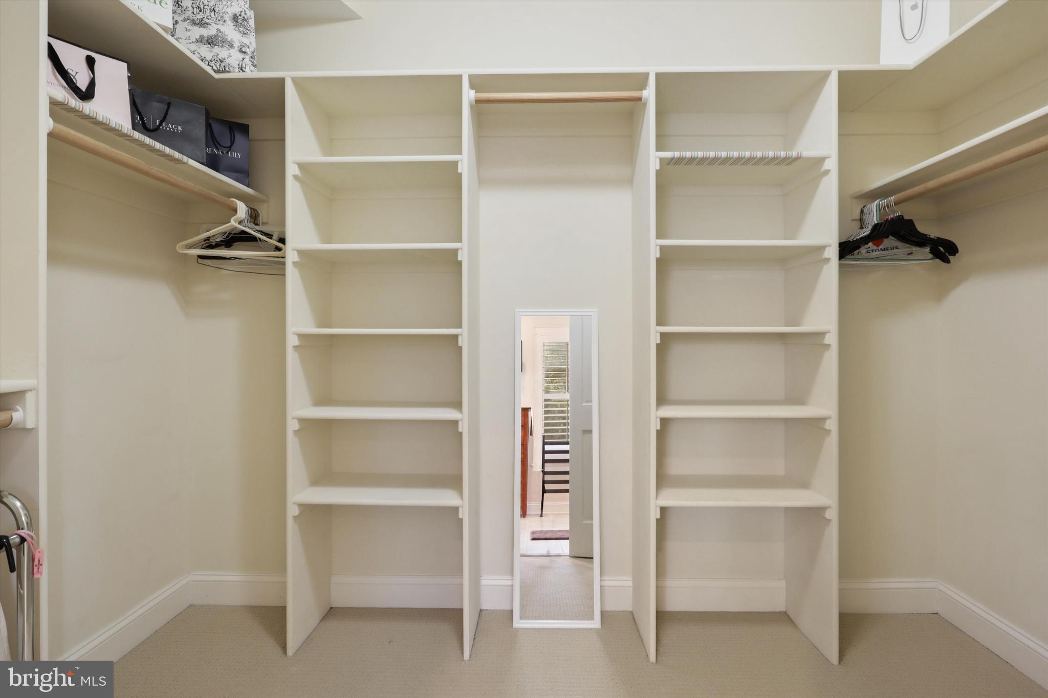 ADDISON HEIGHTS - Residential