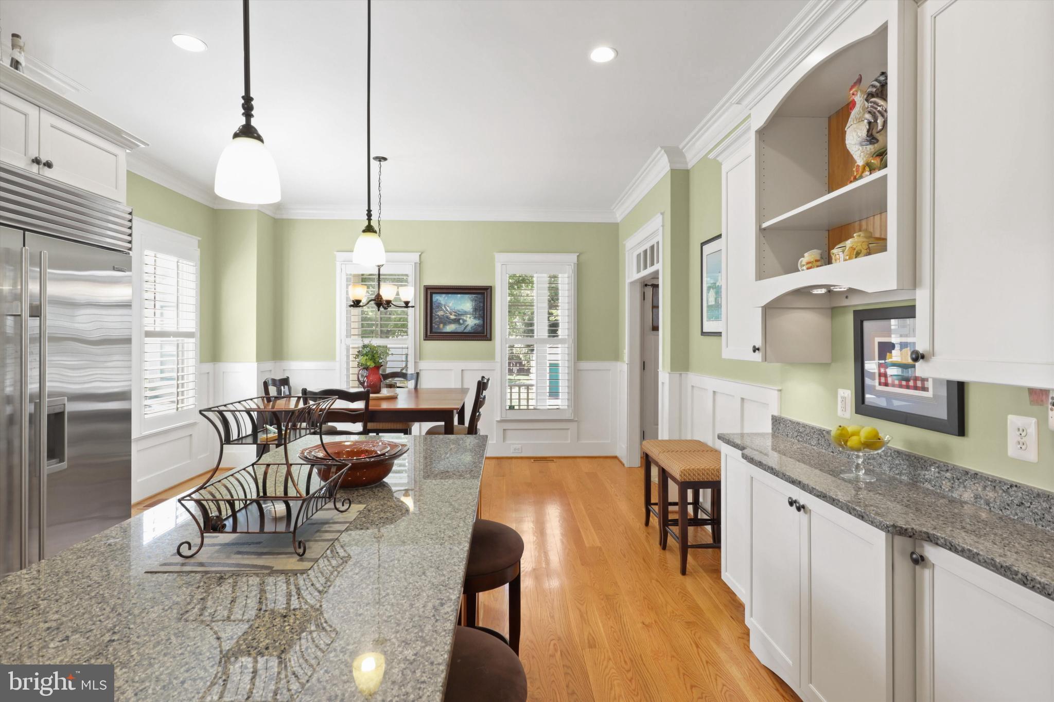 ADDISON HEIGHTS - Residential