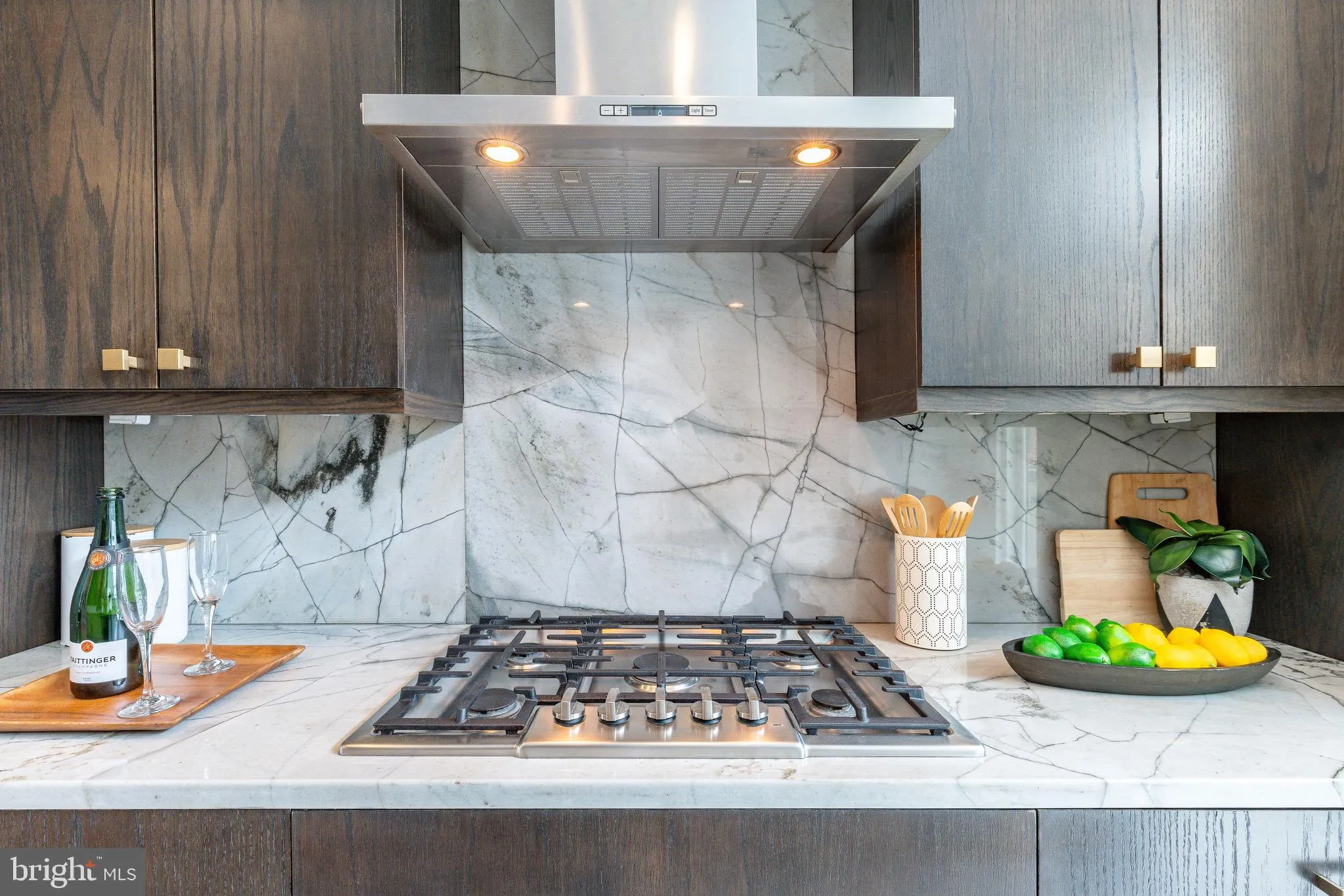 Philadelphia, Pennsylvania 19123, United States, 4 Bedrooms Bedrooms, ,5 BathroomsBathrooms,Residential,Active,206027