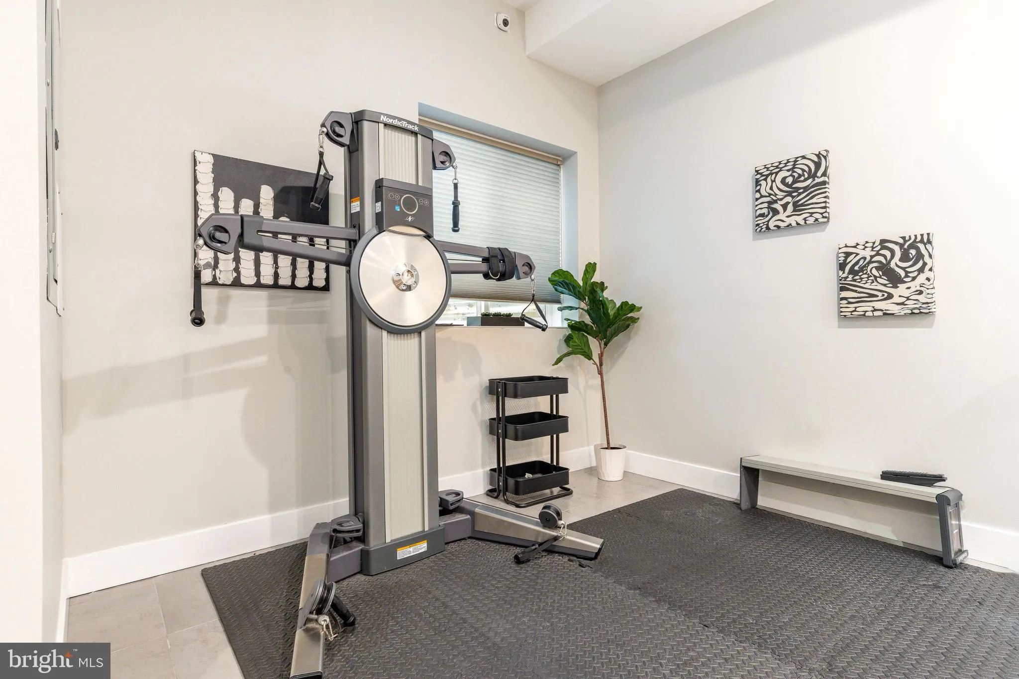 Philadelphia, Pennsylvania 19123, United States, 4 Bedrooms Bedrooms, ,5 BathroomsBathrooms,Residential,Active,206027