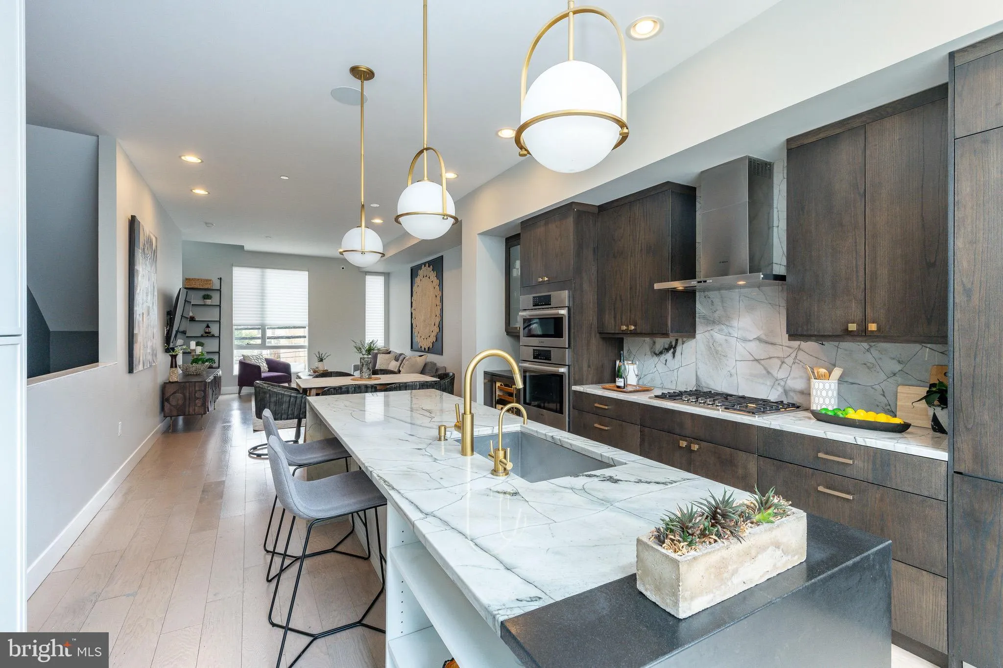 Philadelphia, Pennsylvania 19123, United States, 4 Bedrooms Bedrooms, ,5 BathroomsBathrooms,Residential,Active,206027