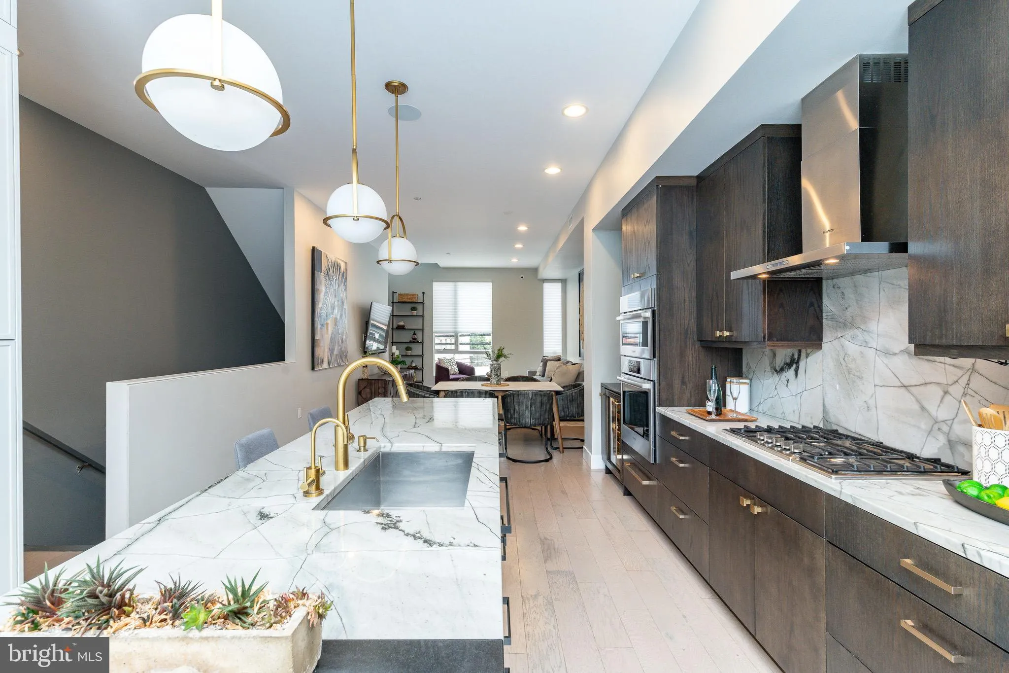 Philadelphia, Pennsylvania 19123, United States, 4 Bedrooms Bedrooms, ,5 BathroomsBathrooms,Residential,Active,206027