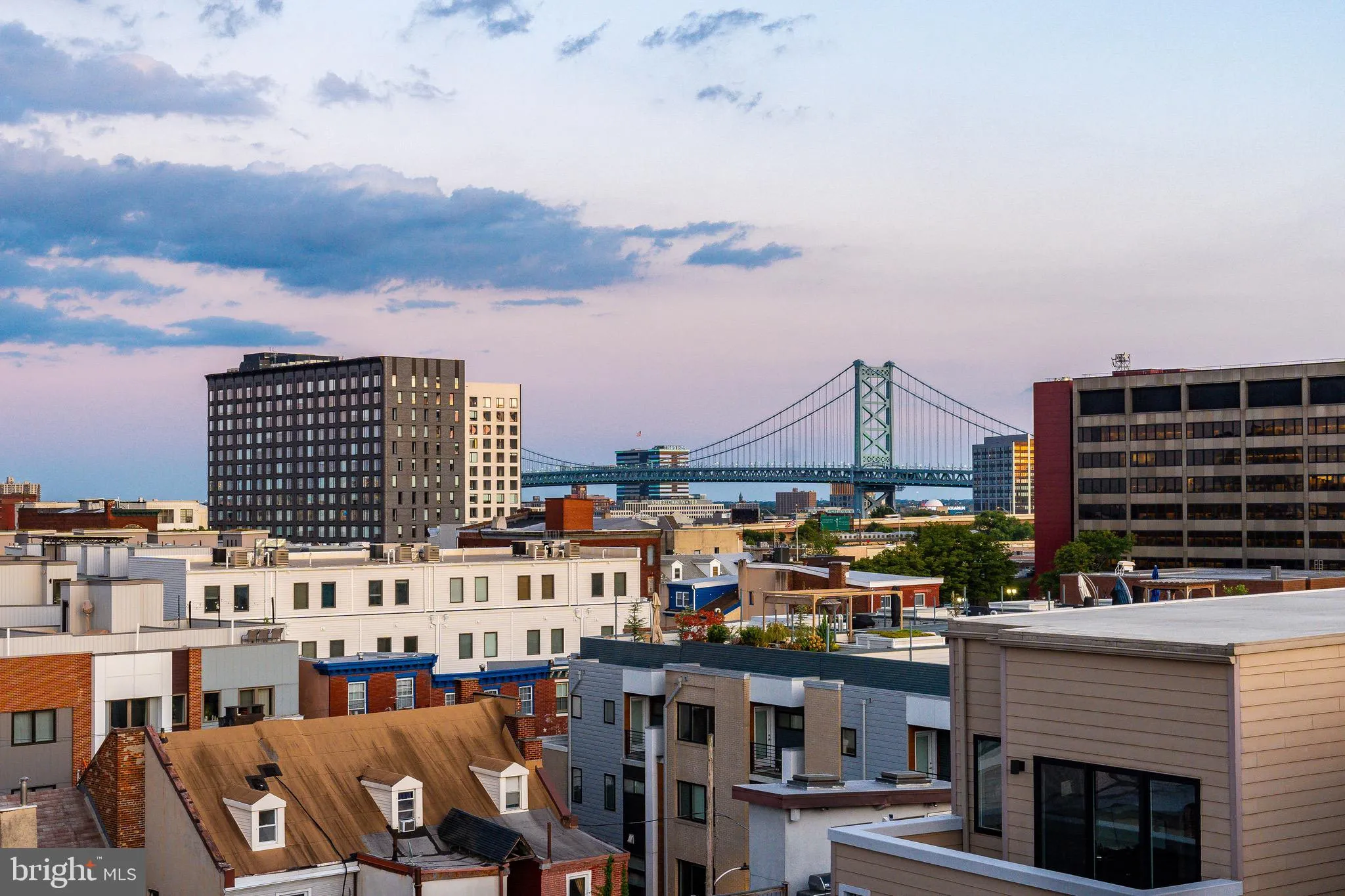 Philadelphia, Pennsylvania 19123, United States, 4 Bedrooms Bedrooms, ,5 BathroomsBathrooms,Residential,Active,206027