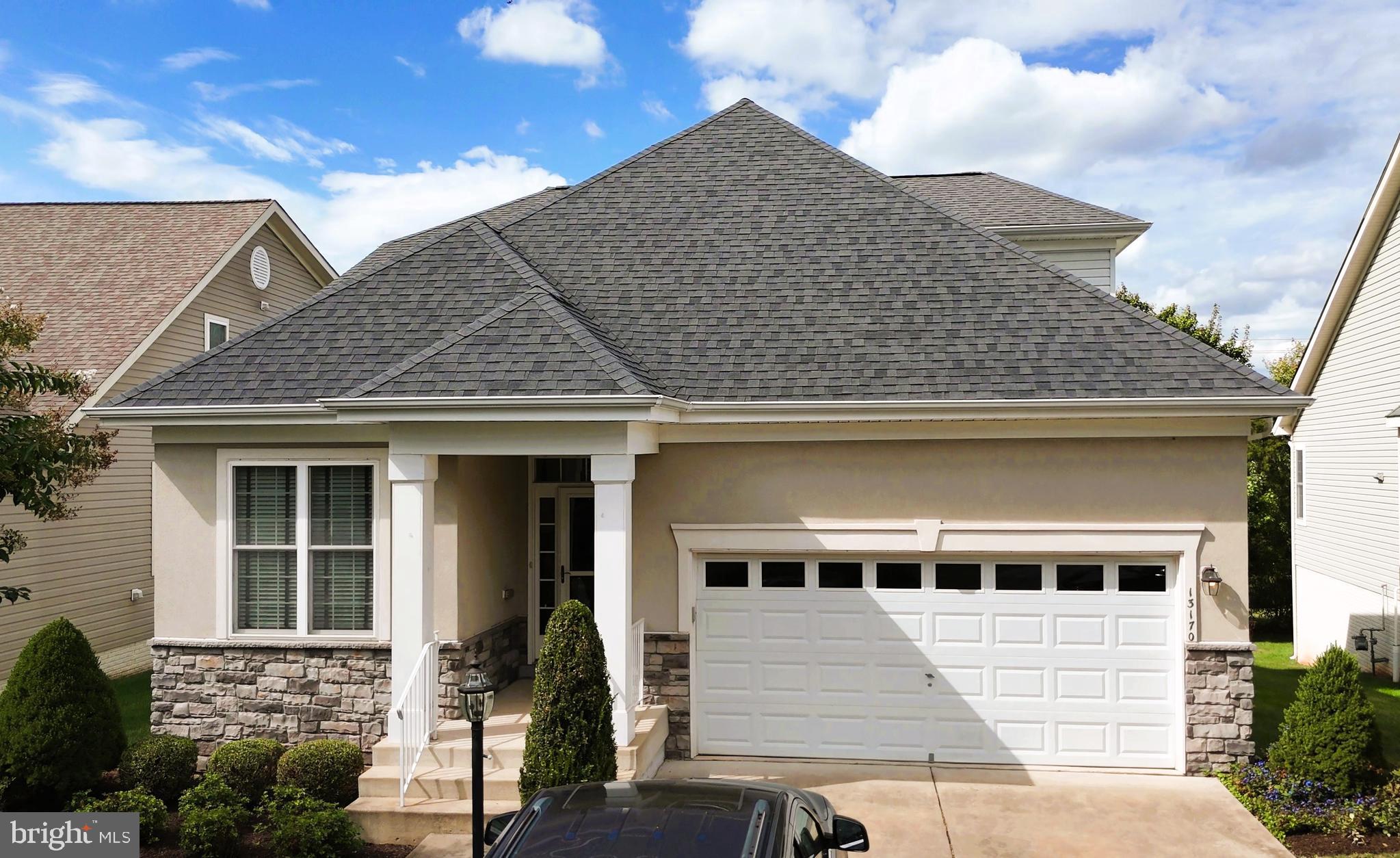 13170 TRIPLE CROWN LOOP