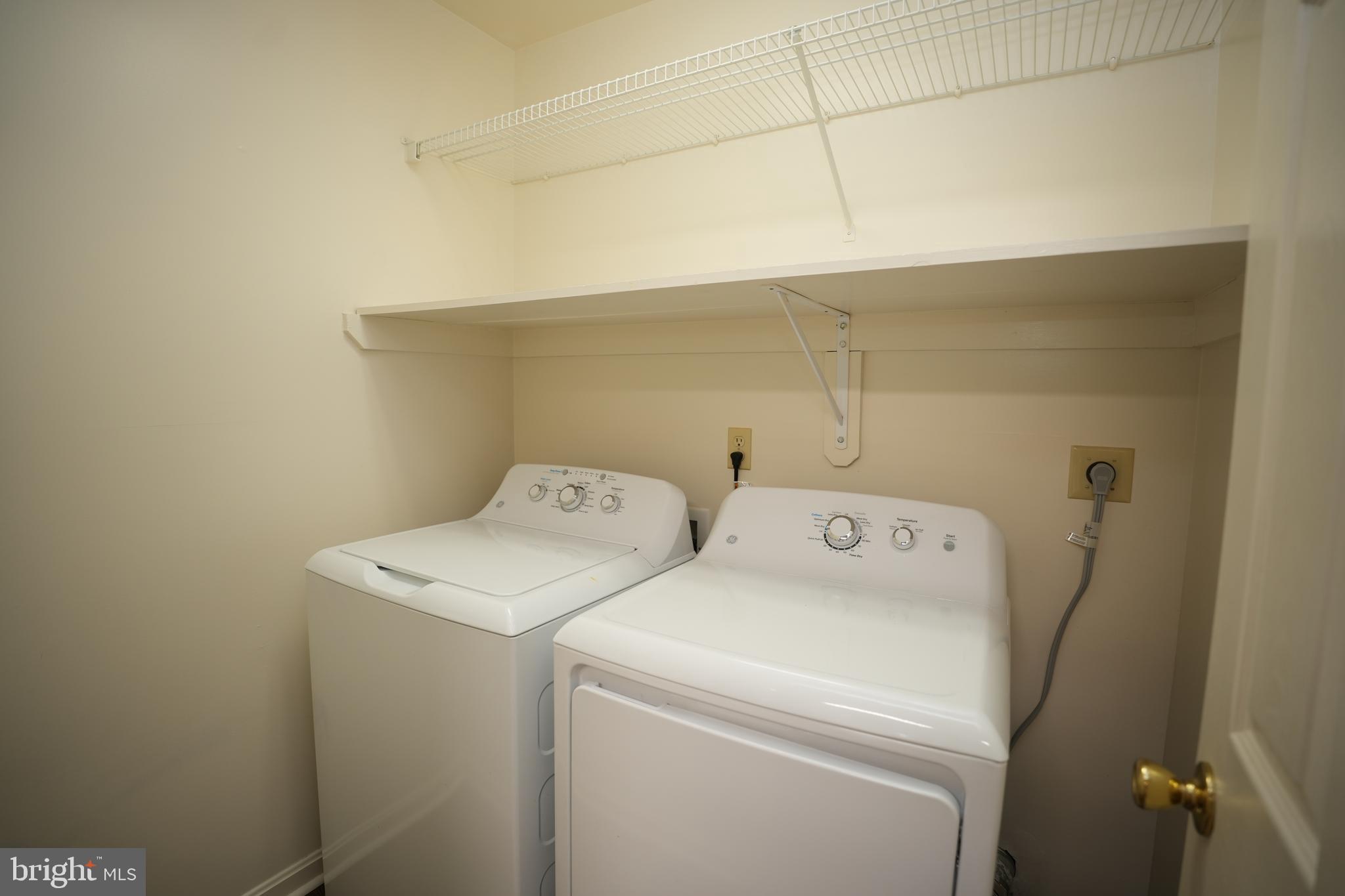 BAY RIDGE ESTATES - Residential Lease