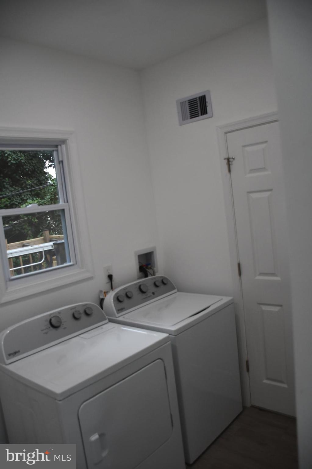 GERMANTOWN - Residential Lease