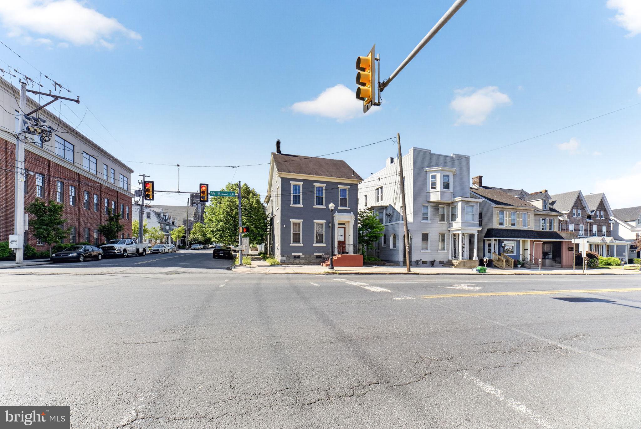 401 W BROAD STREET