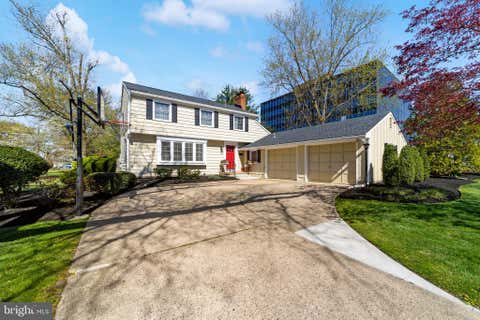 Homes For Sale - 60 Pine Valley Road<br/> CHERRY HILL, NJ 08034