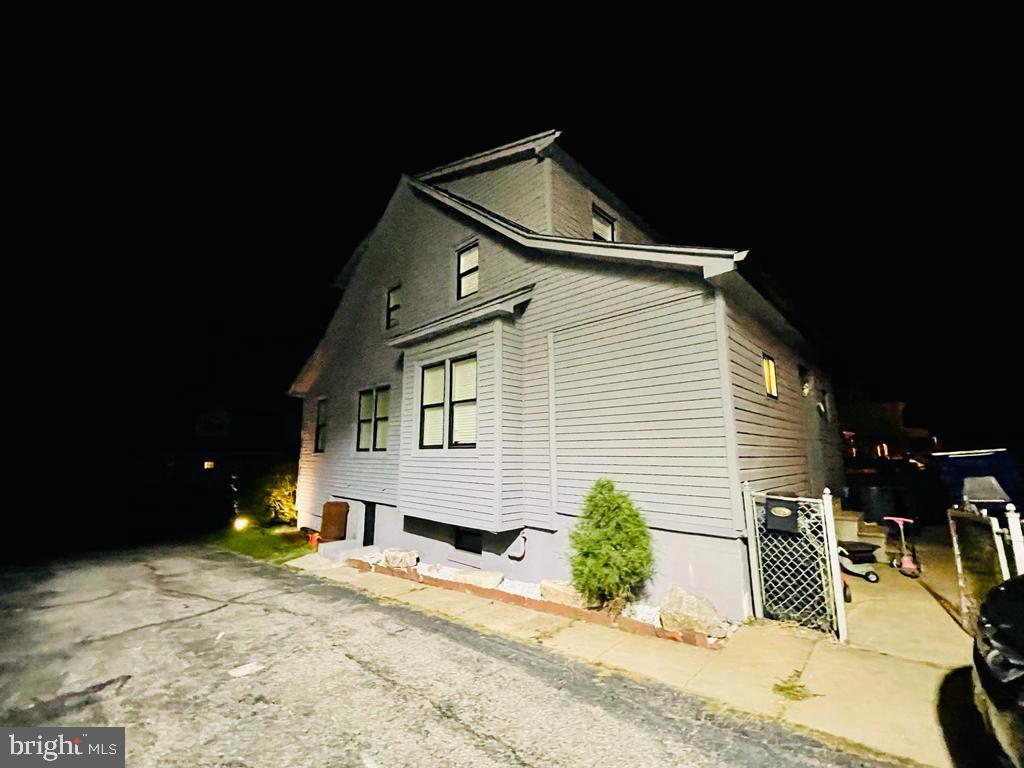 EAST VIEW - Residential