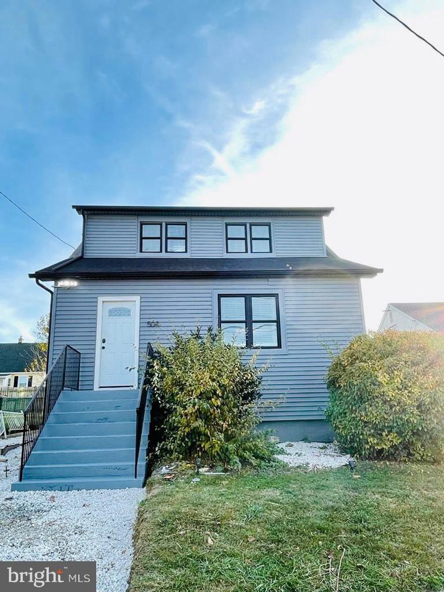 Perfectly maintained SFH located in the EAST VIEW neighborhood under 300K bosting 3 Bedrooms, 2 Full Bathroom.  Kitchen with access to a back yard. Specious Living Room and Separate Dining Room. Good size Bedrooms. Freshly painted. Off Street parking. Central AC System. Unfinished basement awaits your ideas. Convenient location, close to shopping and major roads.
Schedule your showing appointment online only.