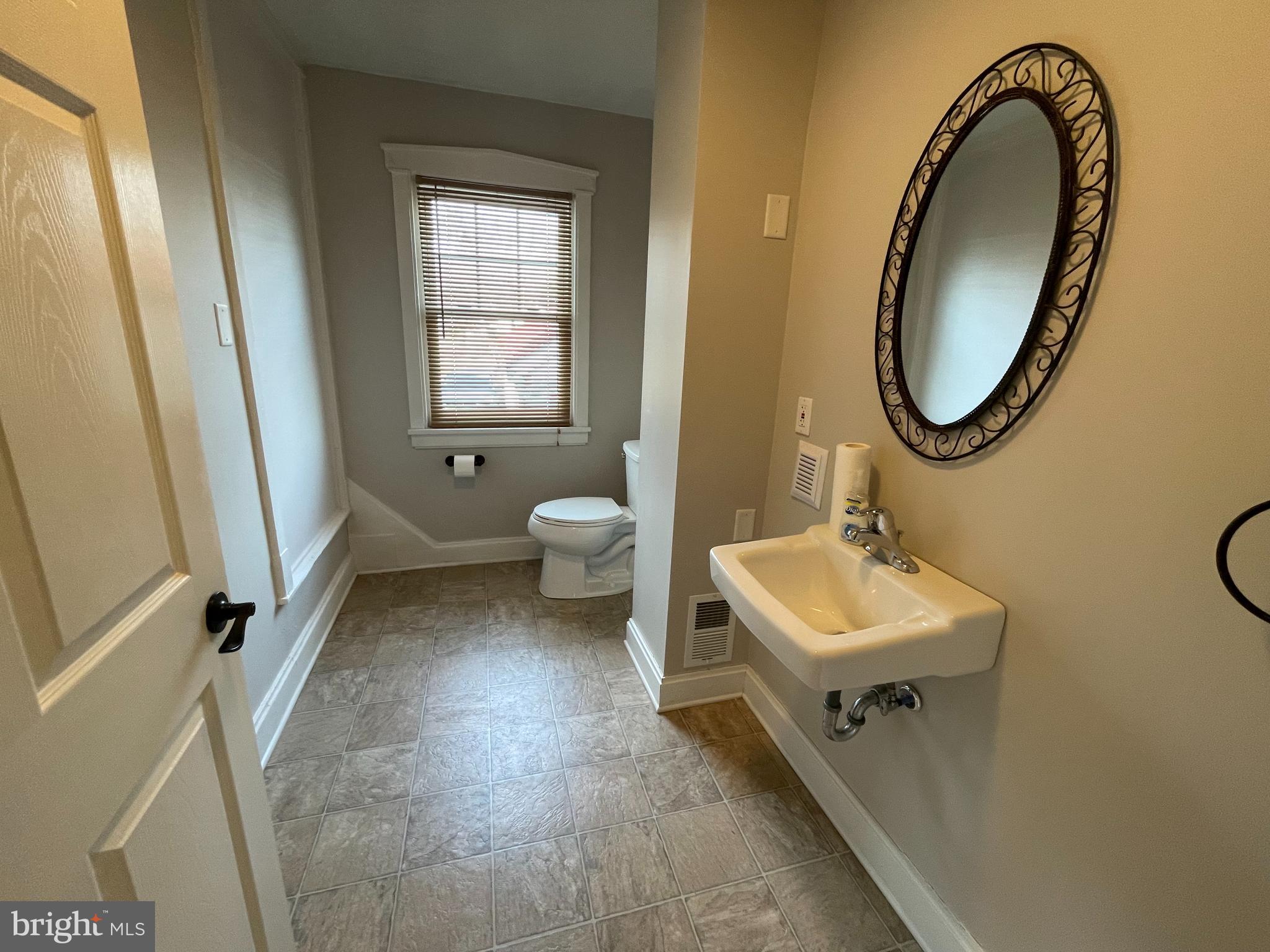 LAMPETER STRASBURG - Residential Lease